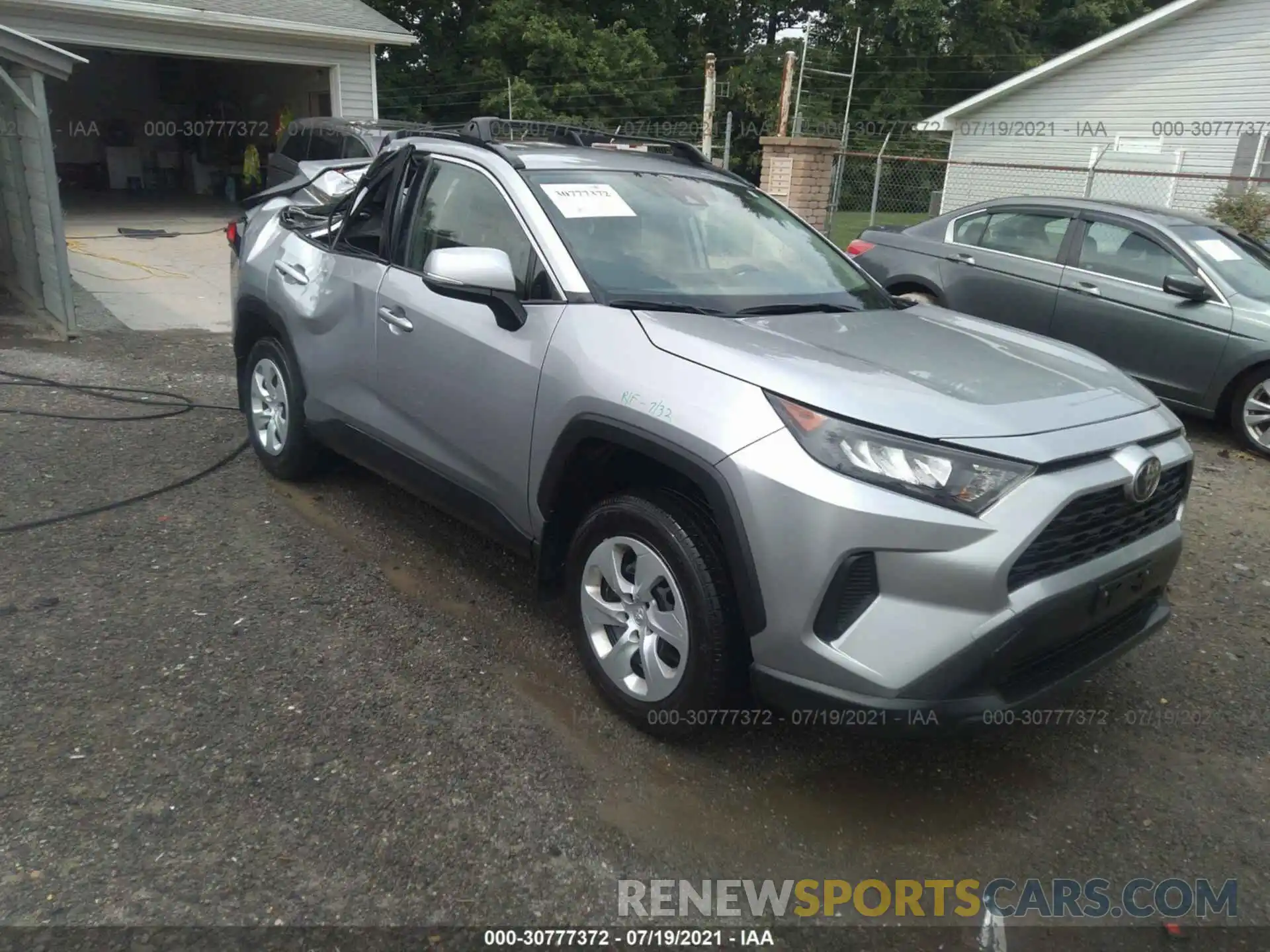 1 Photograph of a damaged car JTMK1RFV7KJ009417 TOYOTA RAV4 2019