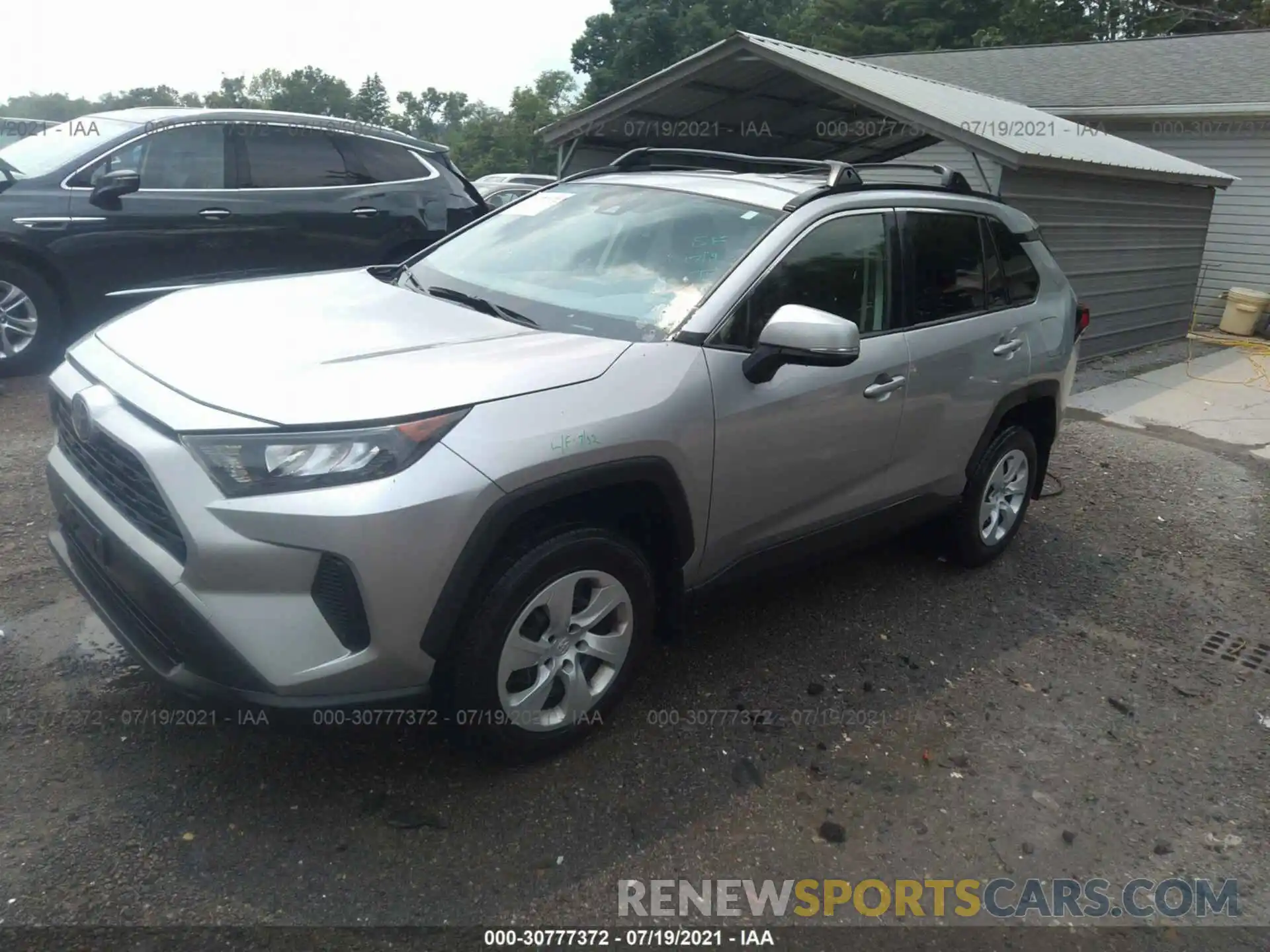 2 Photograph of a damaged car JTMK1RFV7KJ009417 TOYOTA RAV4 2019