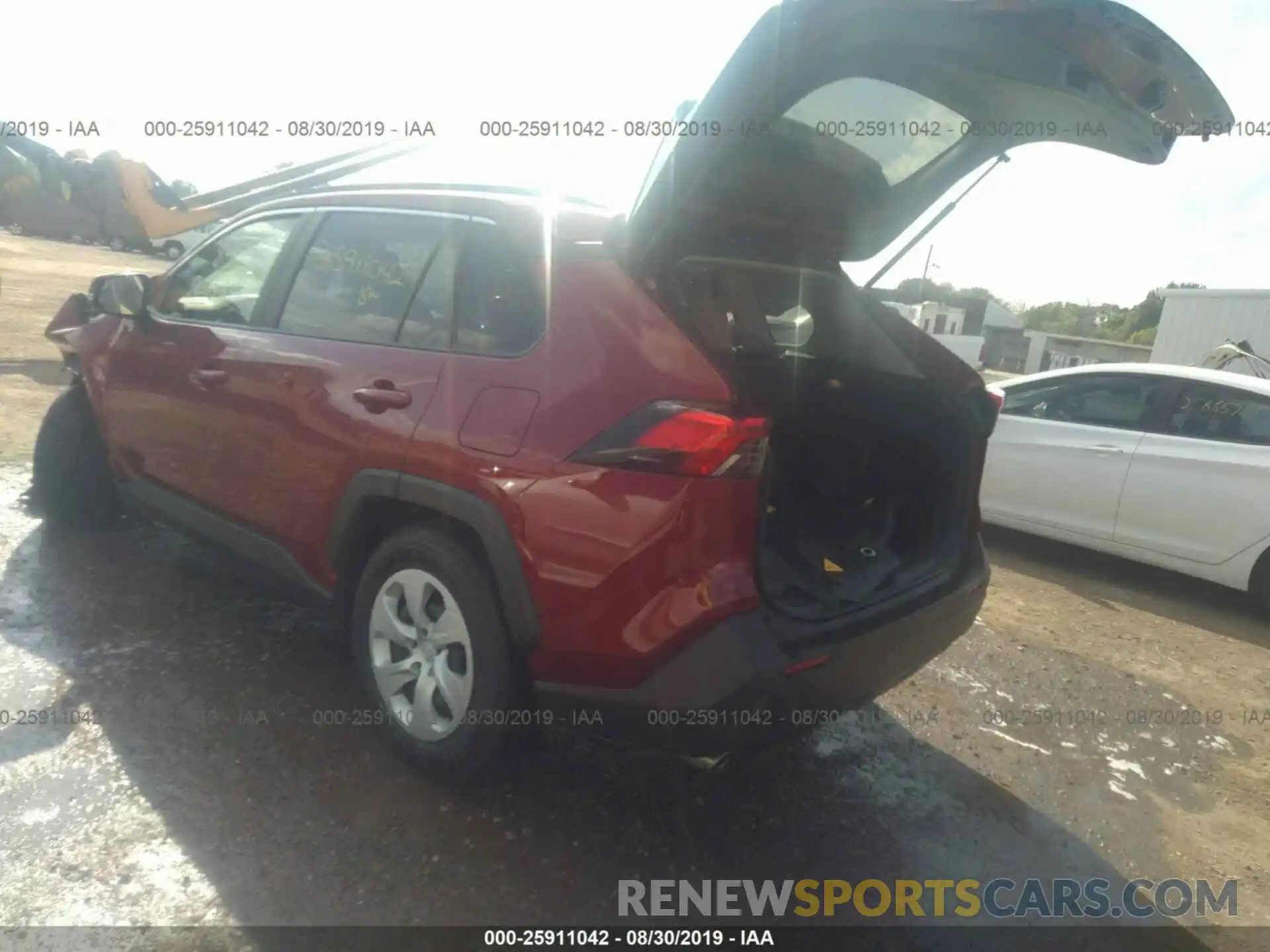 3 Фотография поврежденного автомобиля JTMK1RFV8KD014284 TOYOTA RAV4 2019