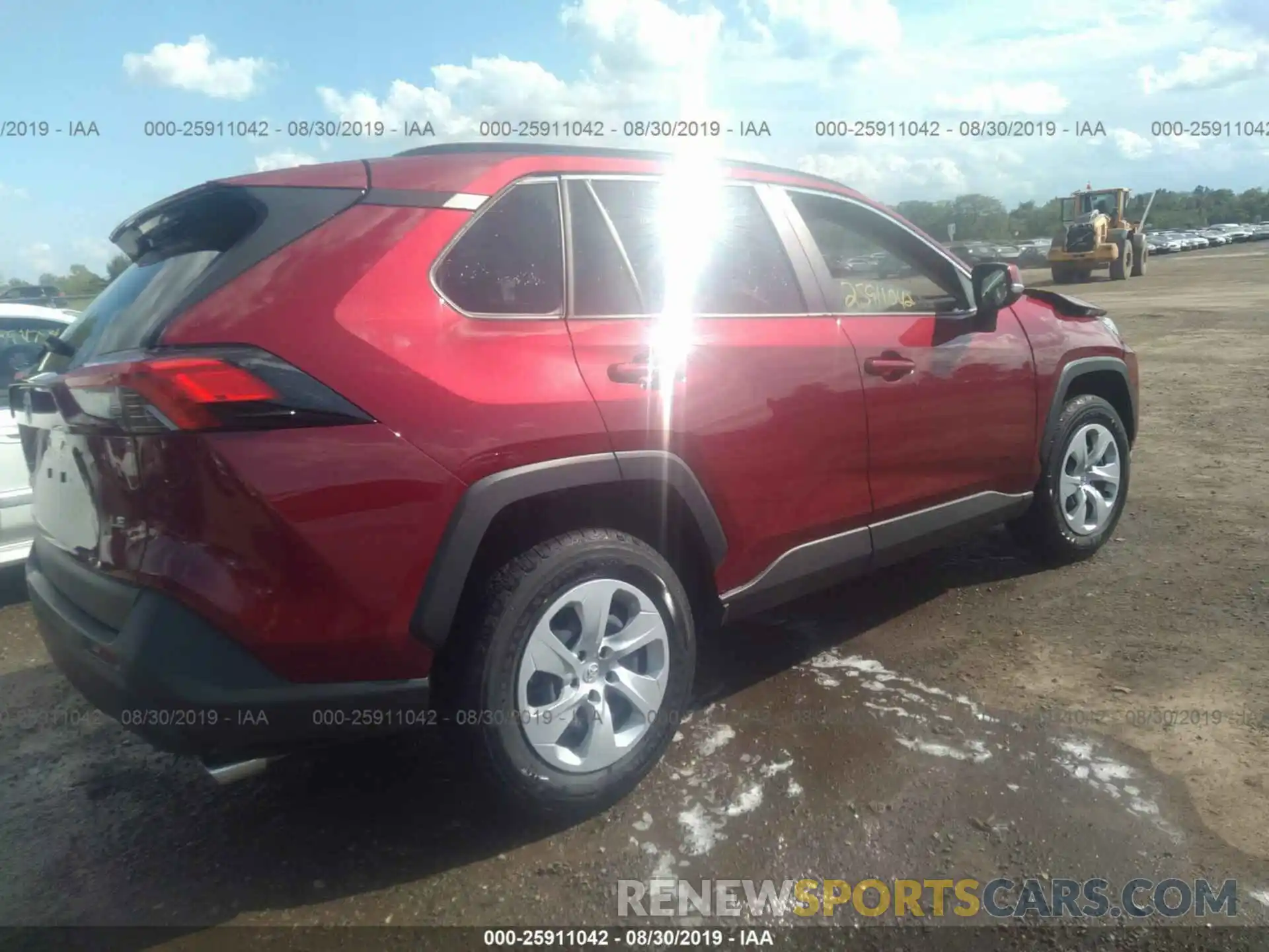 4 Photograph of a damaged car JTMK1RFV8KD014284 TOYOTA RAV4 2019