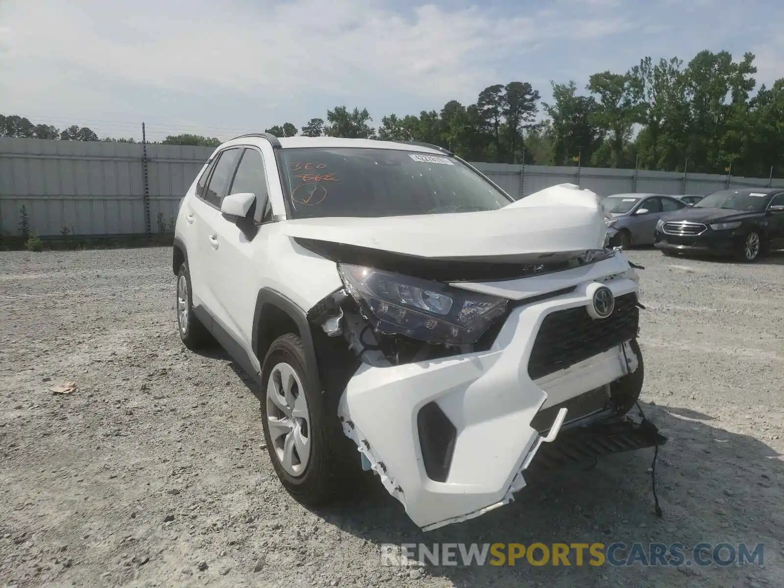 1 Photograph of a damaged car JTMK1RFV8KD032753 TOYOTA RAV4 2019