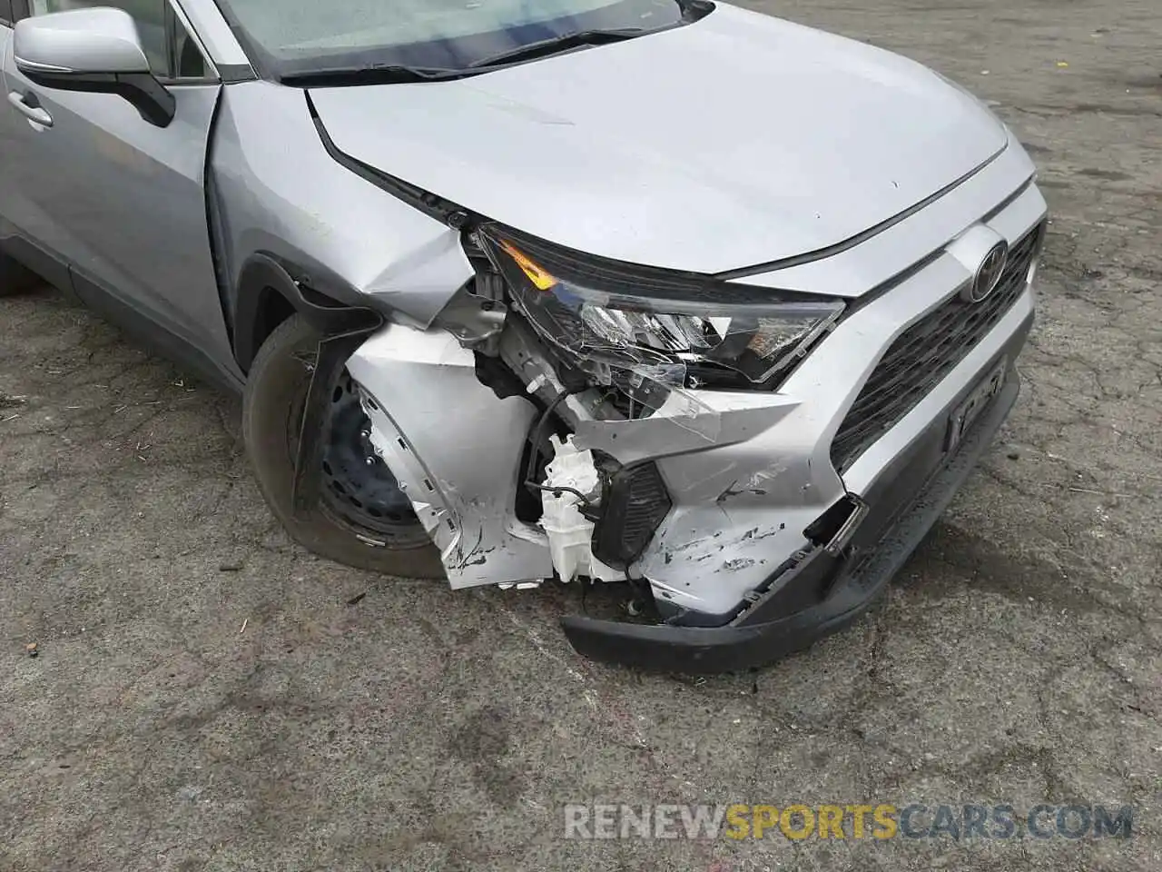 9 Photograph of a damaged car JTMK1RFV8KJ001603 TOYOTA RAV4 2019