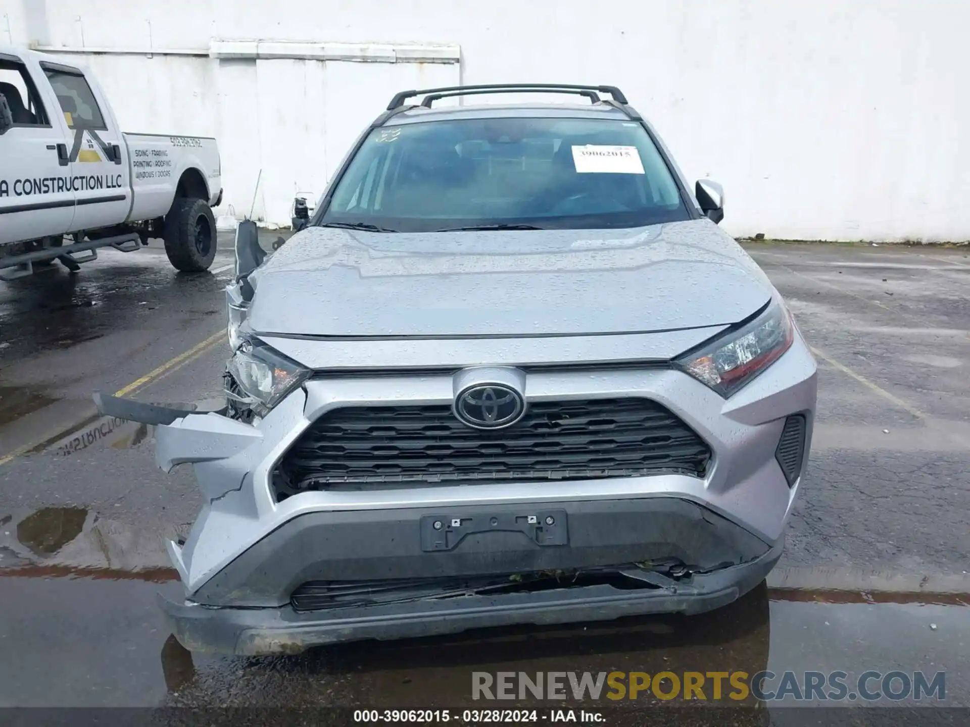 11 Photograph of a damaged car JTMK1RFV8KJ002251 TOYOTA RAV4 2019