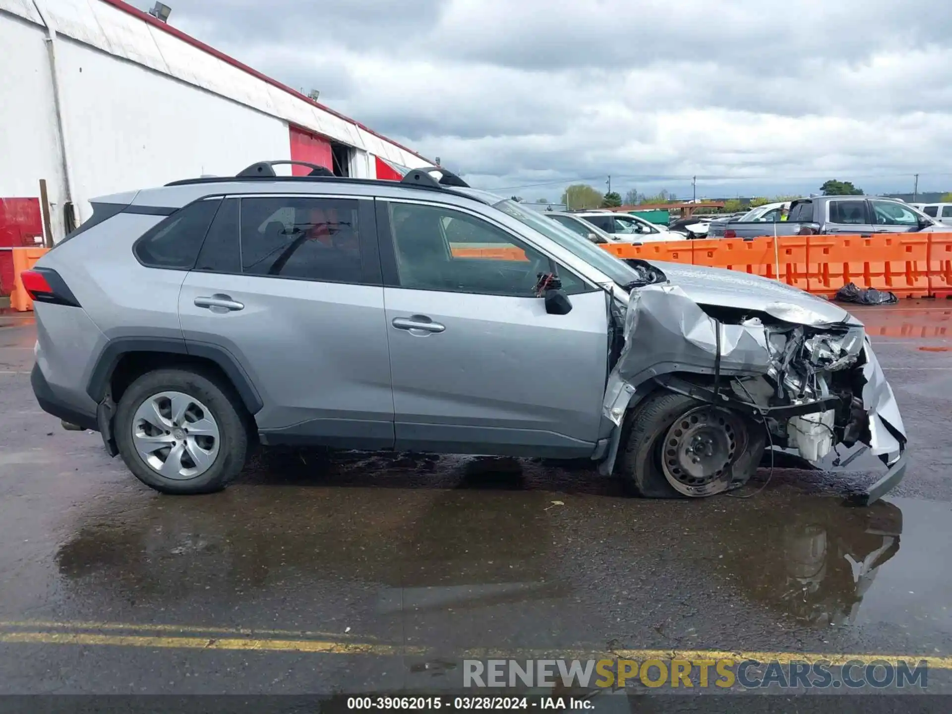 12 Photograph of a damaged car JTMK1RFV8KJ002251 TOYOTA RAV4 2019