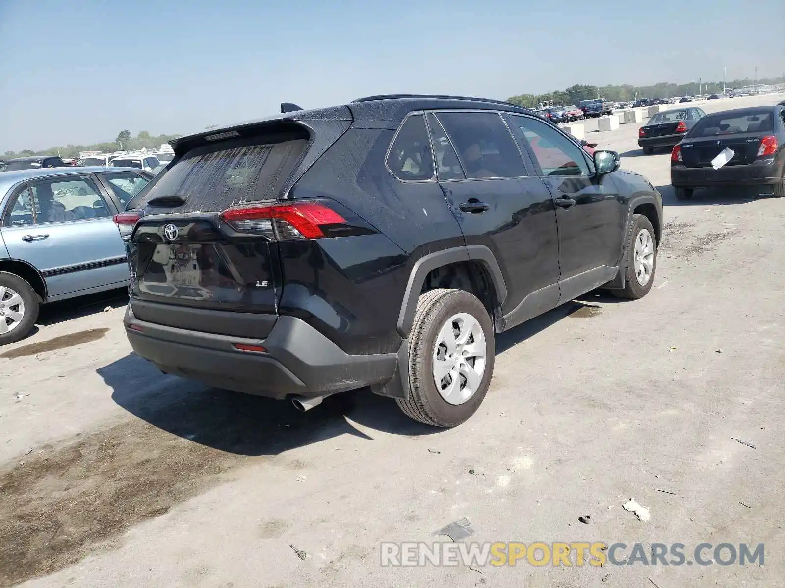 4 Photograph of a damaged car JTMK1RFV9KD019350 TOYOTA RAV4 2019