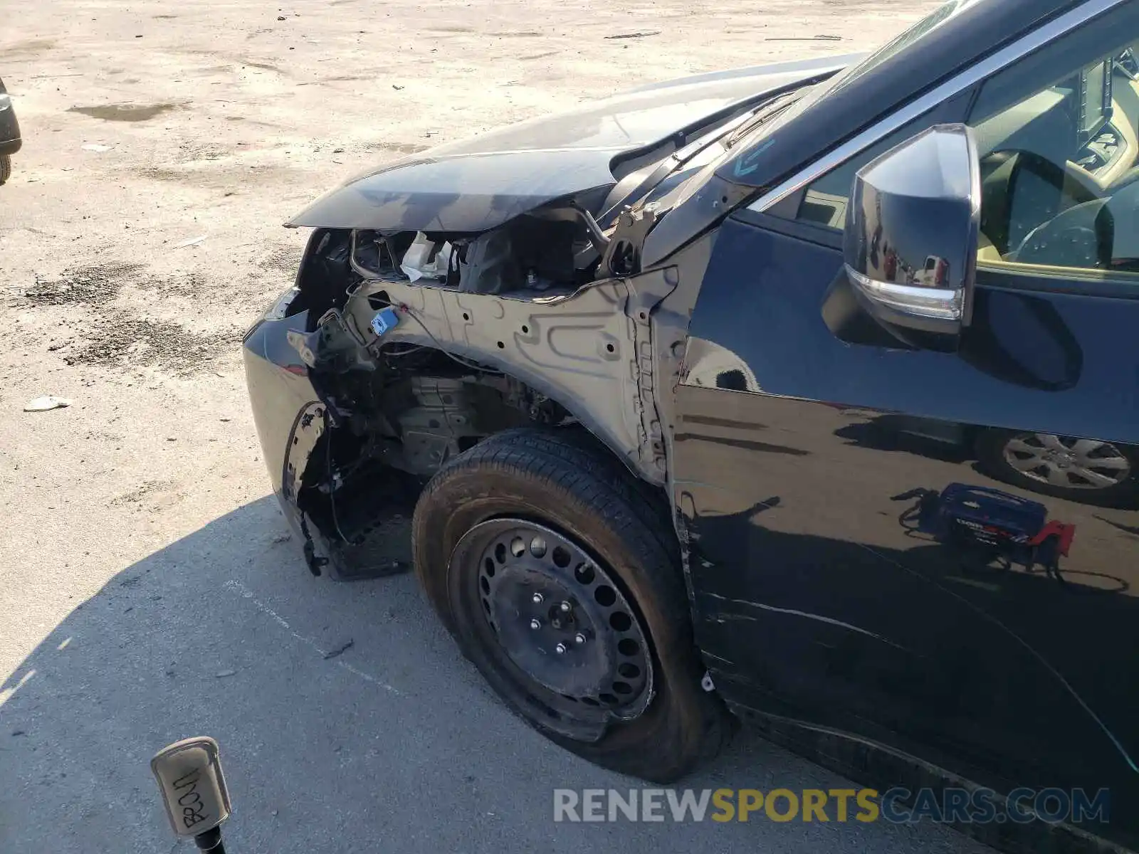 9 Photograph of a damaged car JTMK1RFV9KD019350 TOYOTA RAV4 2019