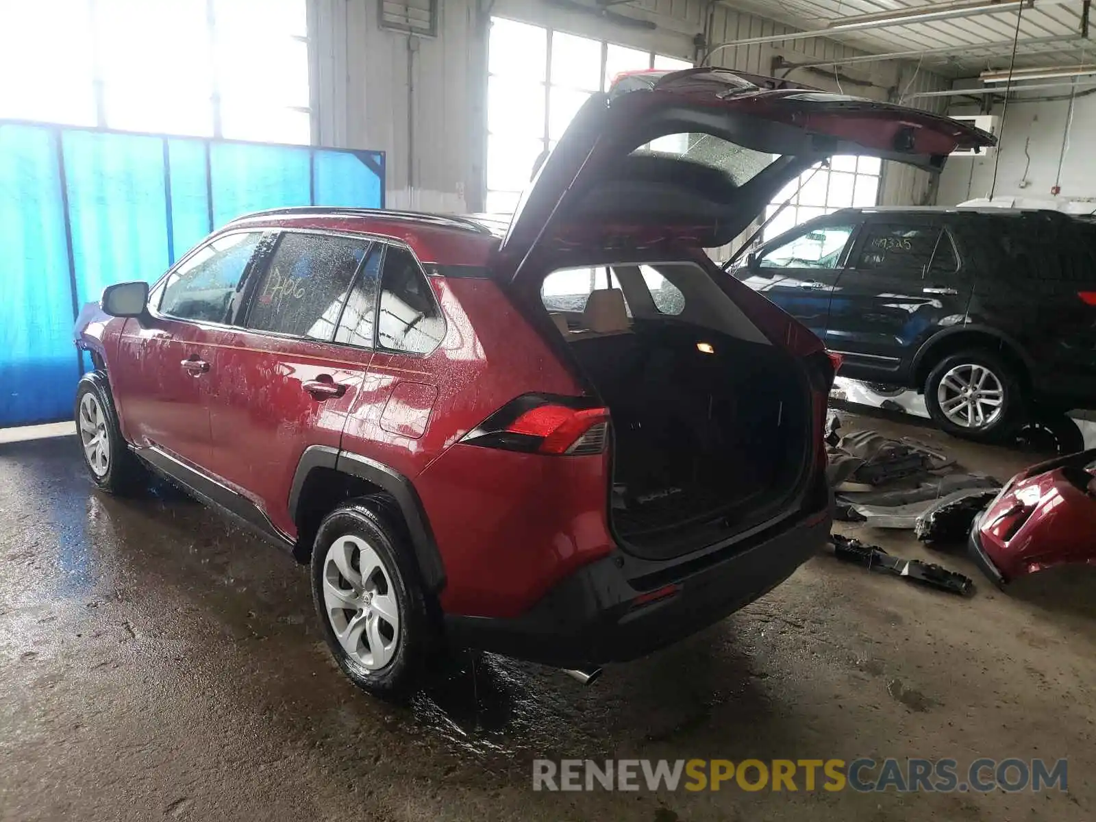 3 Photograph of a damaged car JTMK1RFV9KJ007071 TOYOTA RAV4 2019