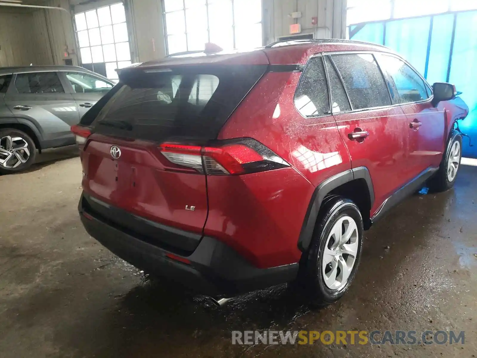 4 Photograph of a damaged car JTMK1RFV9KJ007071 TOYOTA RAV4 2019