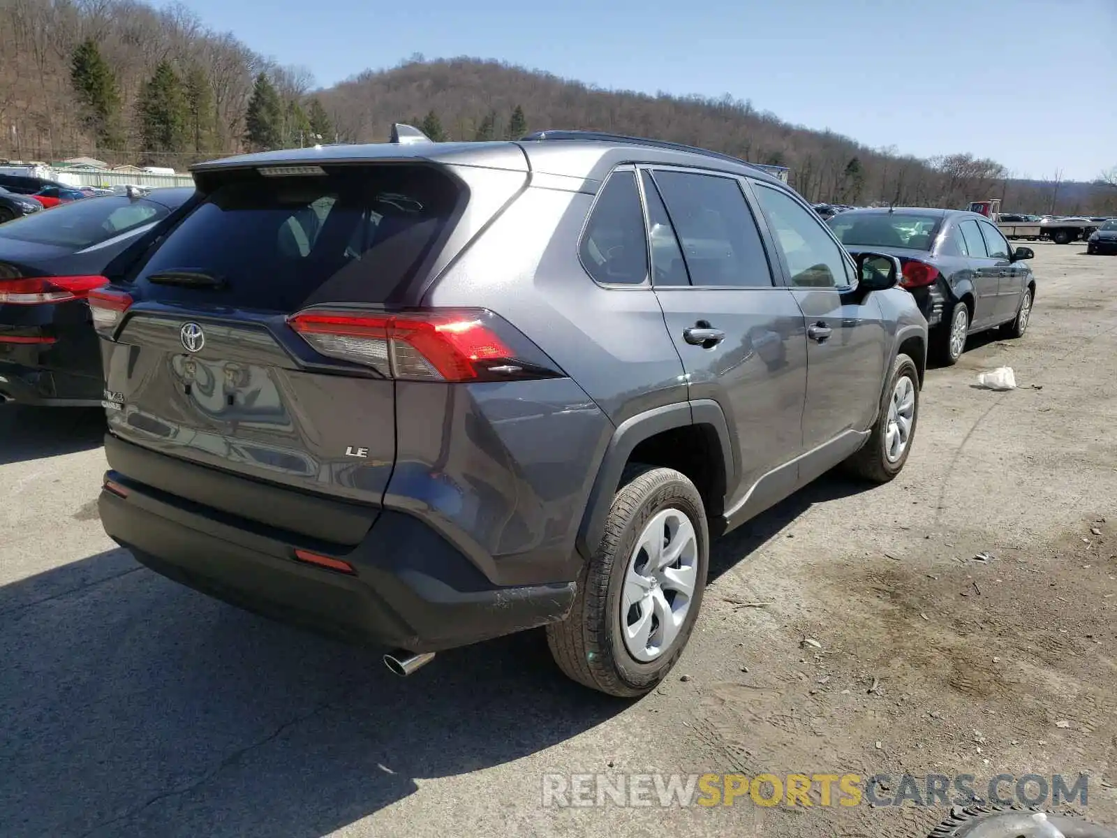 4 Photograph of a damaged car JTMK1RFVXKD002055 TOYOTA RAV4 2019