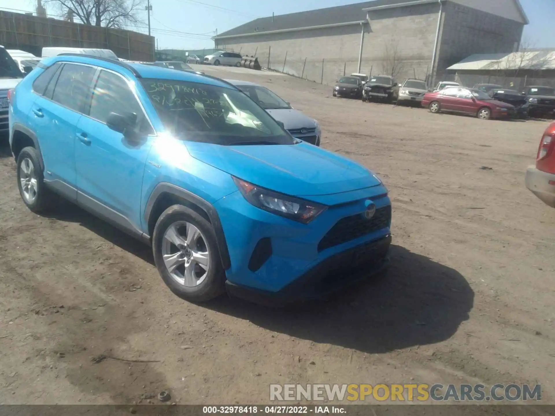 1 Photograph of a damaged car JTMLWRFV0KD028413 TOYOTA RAV4 2019