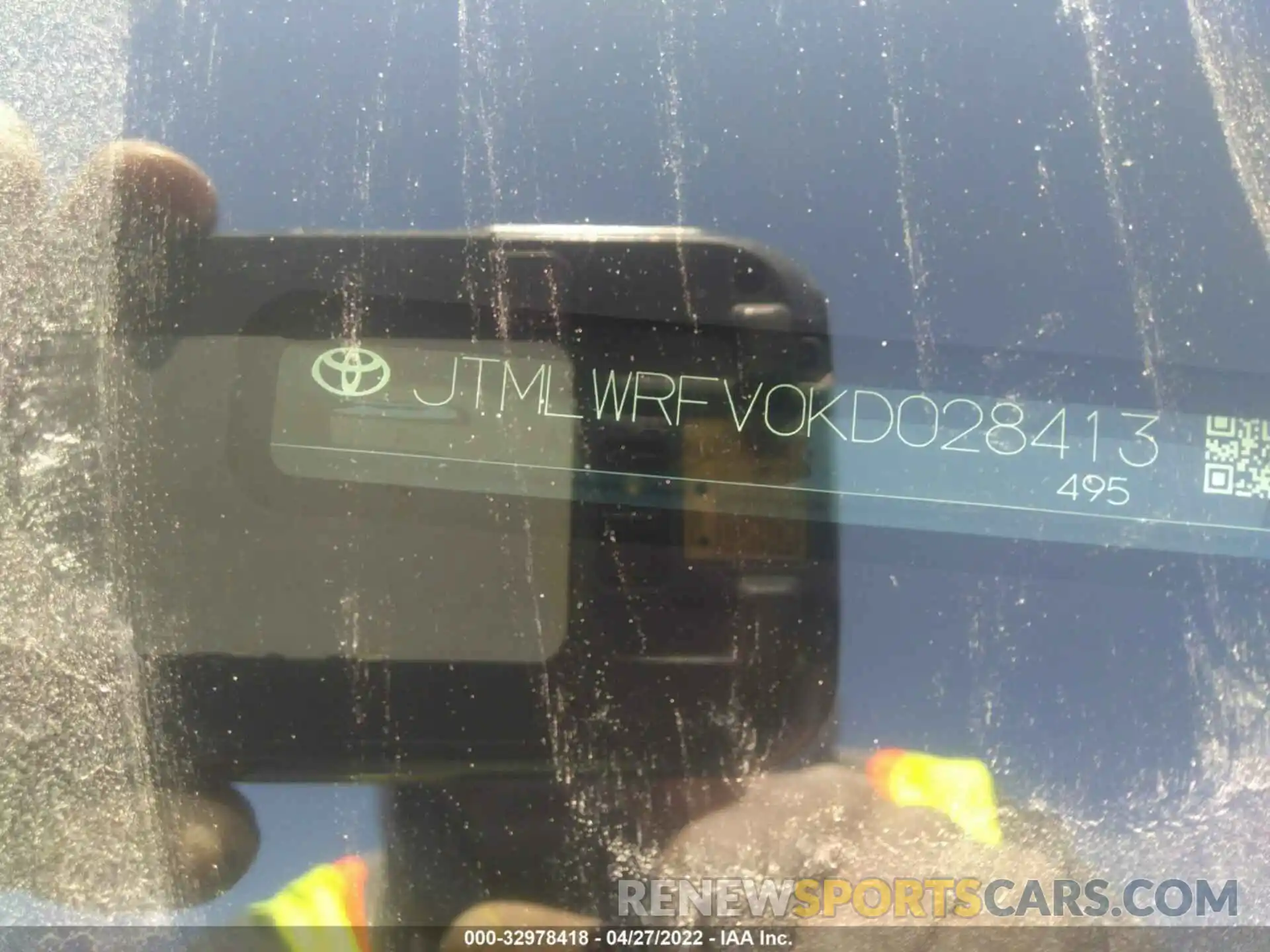 9 Фотография поврежденного автомобиля JTMLWRFV0KD028413 TOYOTA RAV4 2019