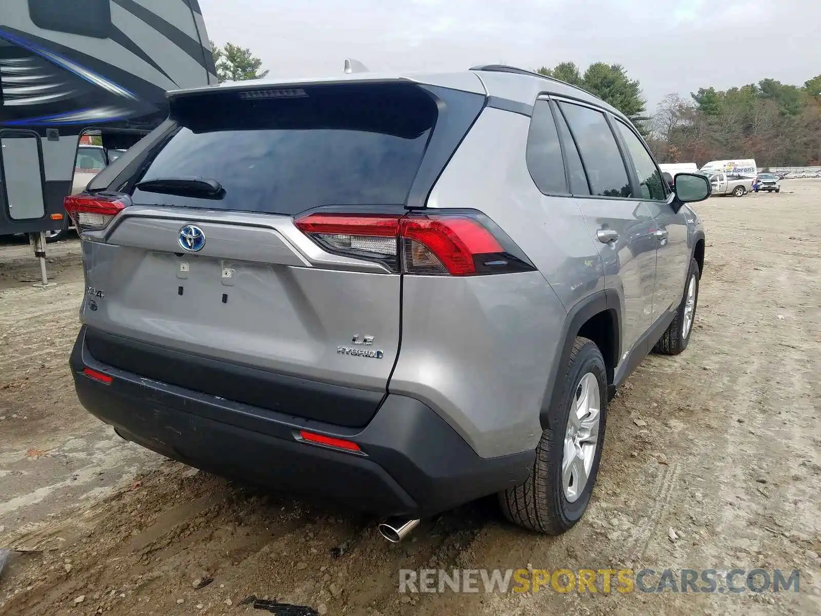 4 Photograph of a damaged car JTMLWRFV0KD514753 TOYOTA RAV4 2019