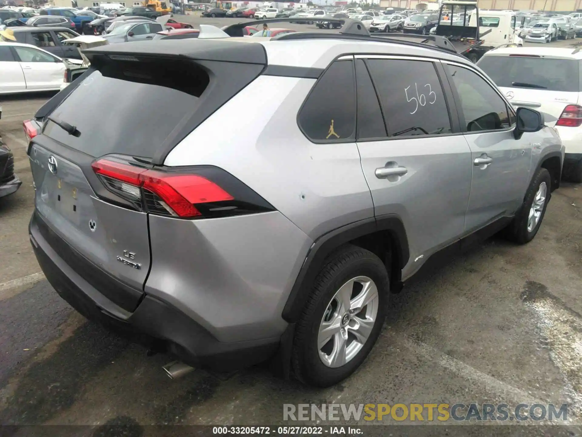 4 Photograph of a damaged car JTMLWRFV0KJ019163 TOYOTA RAV4 2019