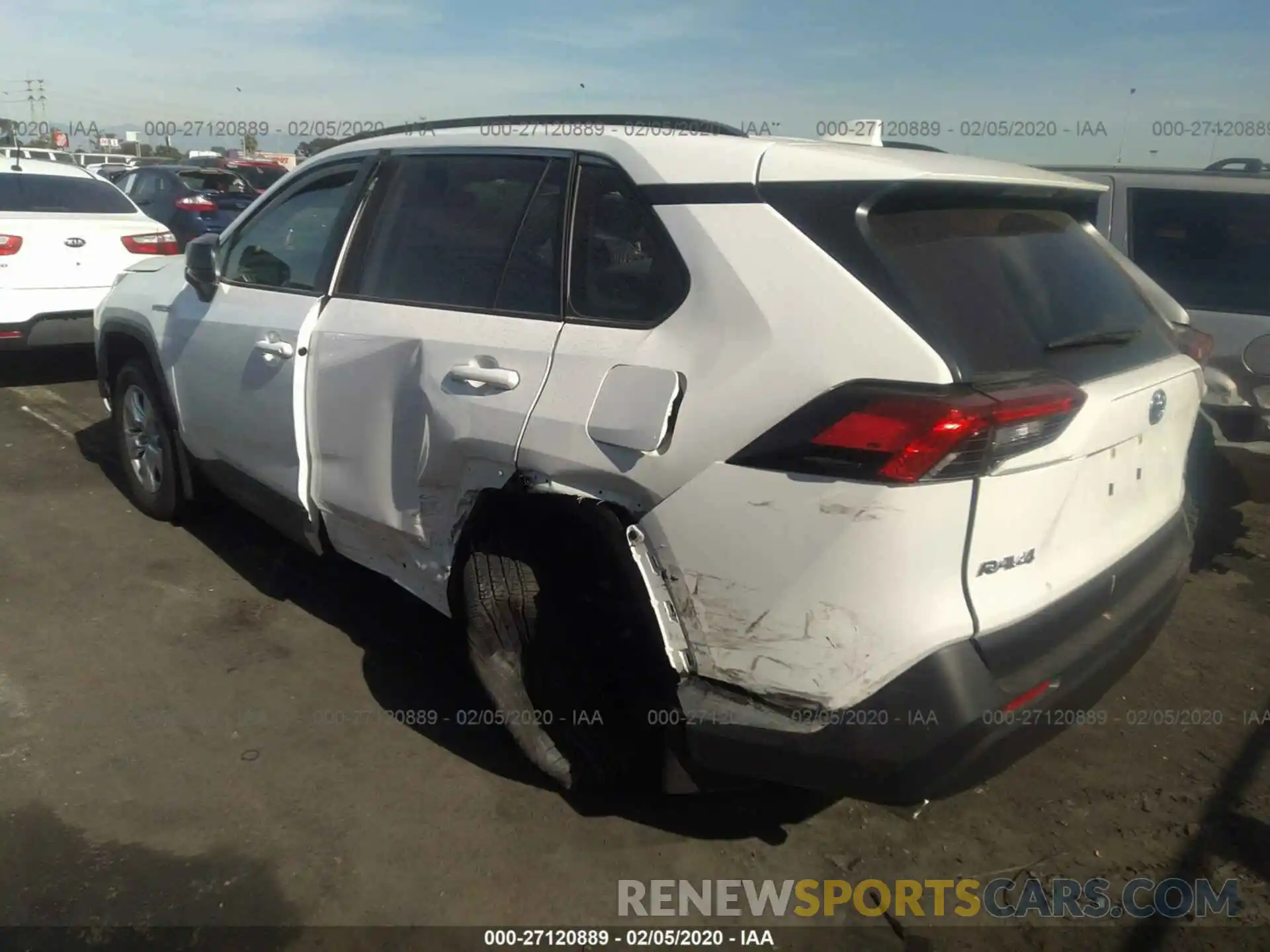 3 Photograph of a damaged car JTMLWRFV2KD033189 TOYOTA RAV4 2019