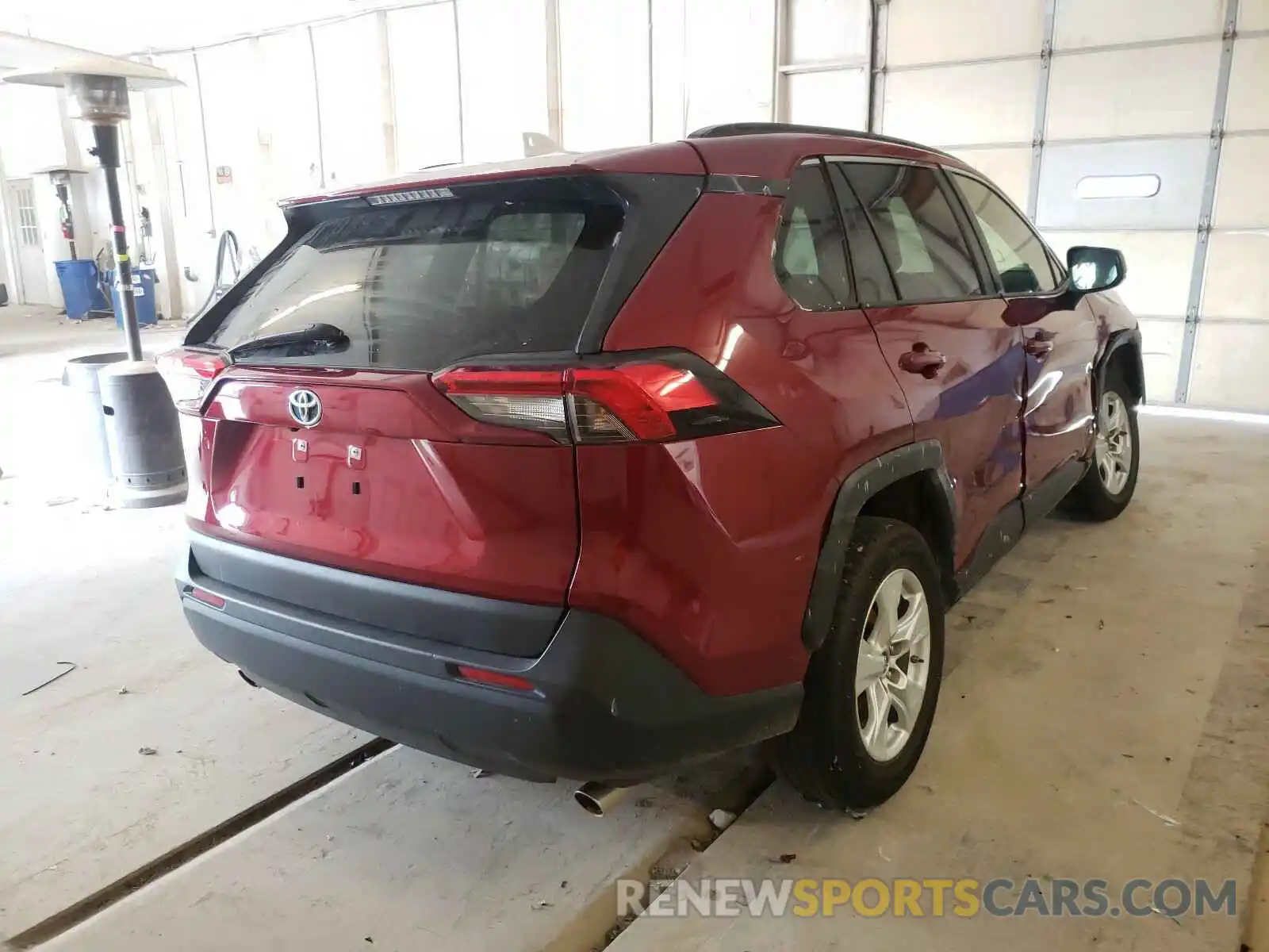 4 Photograph of a damaged car JTMLWRFV2KD035394 TOYOTA RAV4 2019