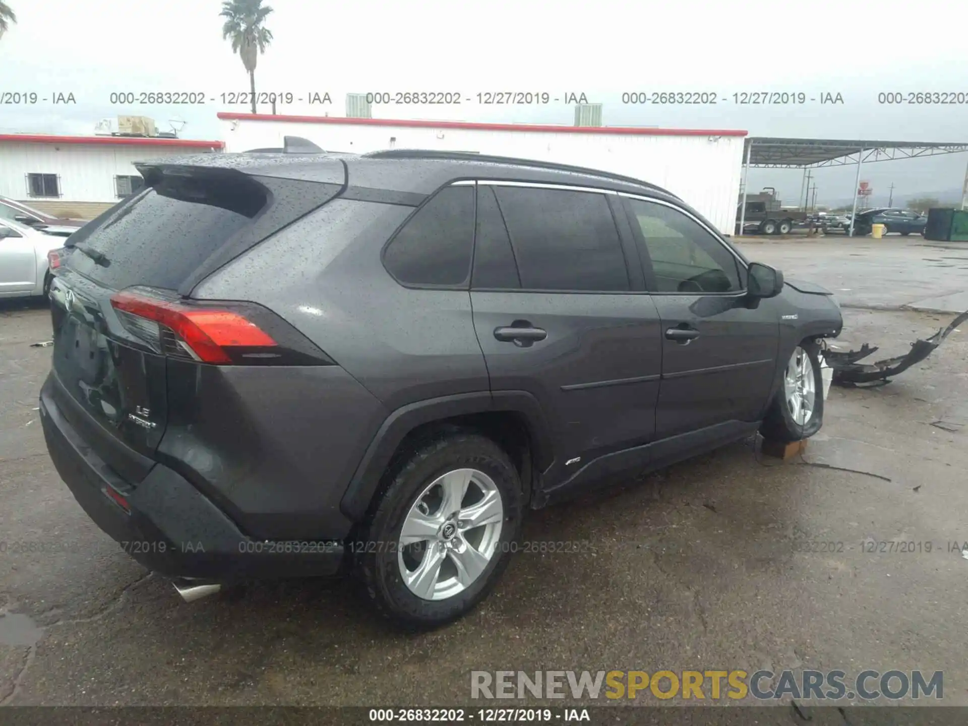 4 Photograph of a damaged car JTMLWRFV2KD502569 TOYOTA RAV4 2019