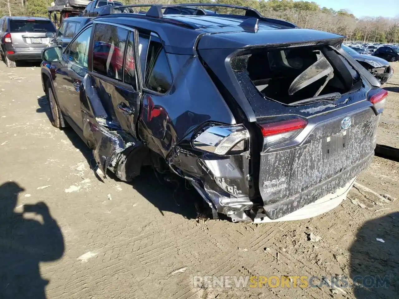 3 Photograph of a damaged car JTMLWRFV3KD025604 TOYOTA RAV4 2019