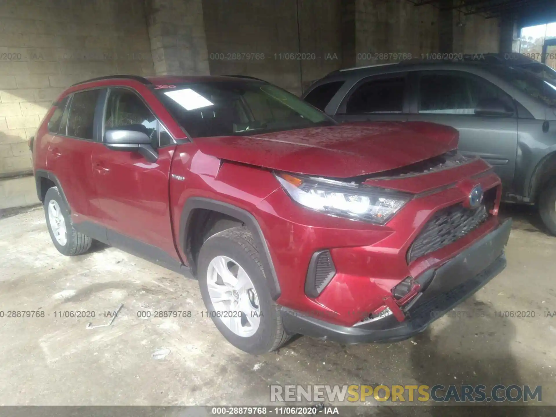 1 Photograph of a damaged car JTMLWRFV4KD504551 TOYOTA RAV4 2019