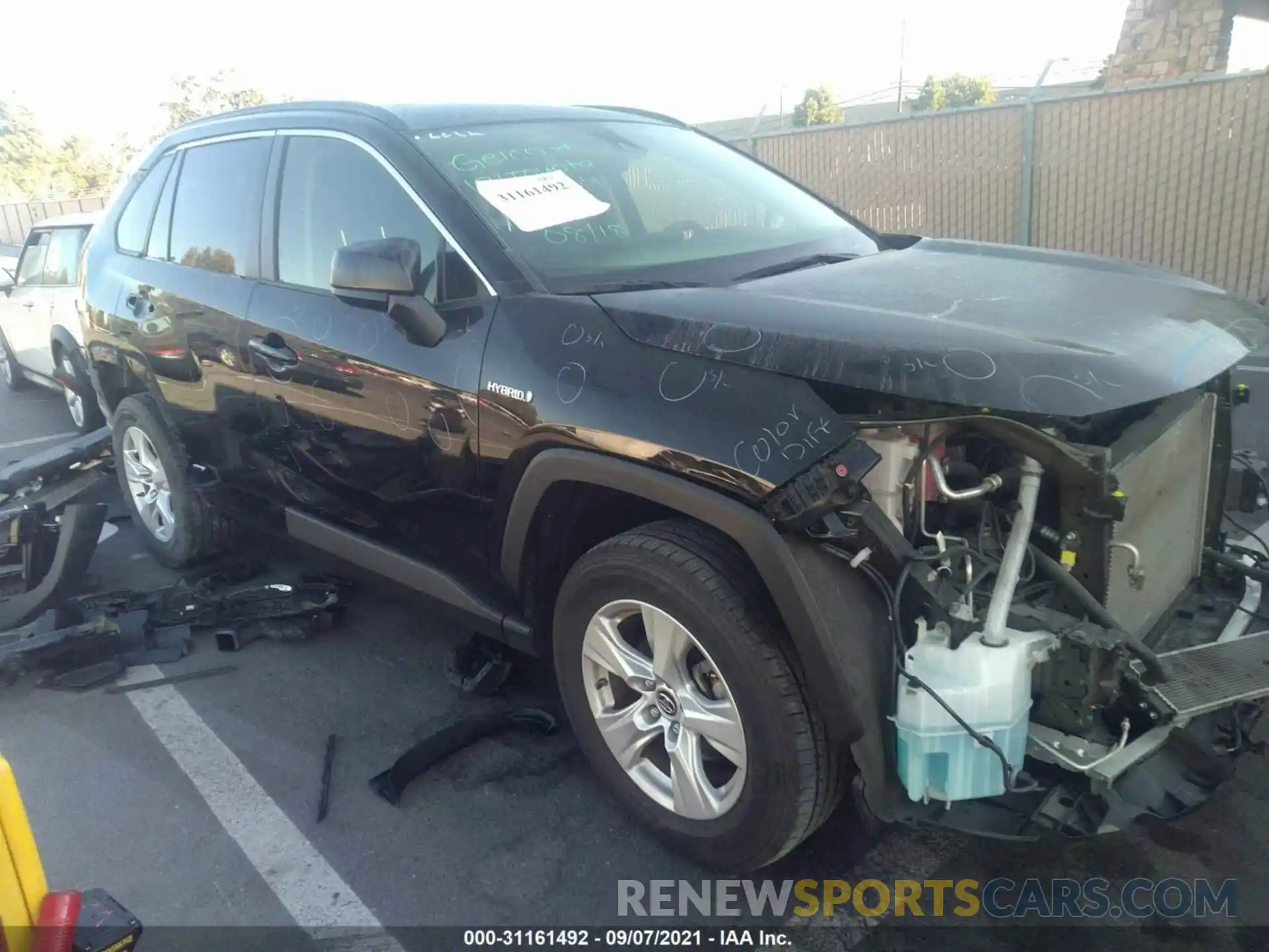 1 Photograph of a damaged car JTMLWRFV6KD004228 TOYOTA RAV4 2019