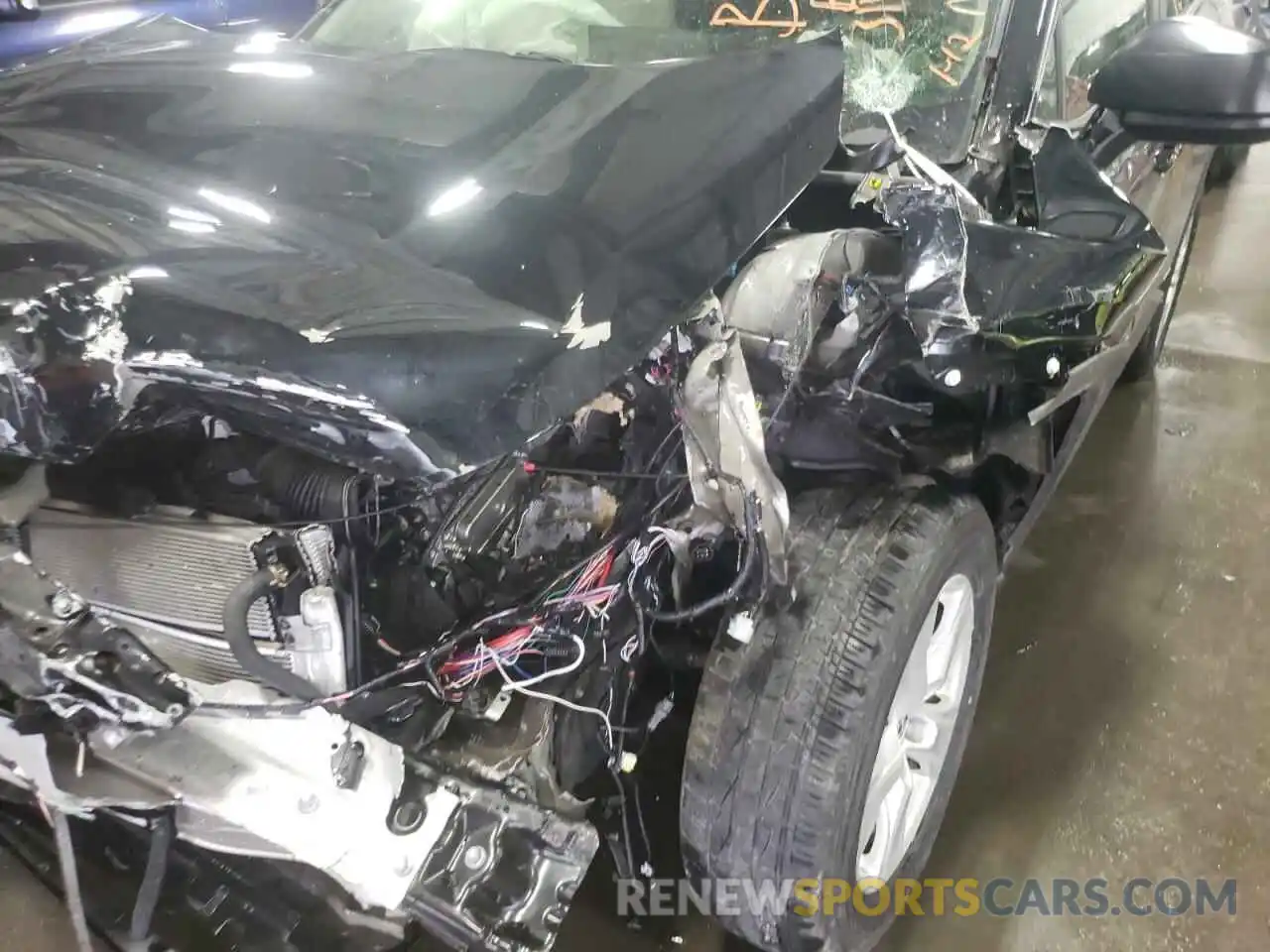 9 Photograph of a damaged car JTMLWRFV6KD022664 TOYOTA RAV4 2019