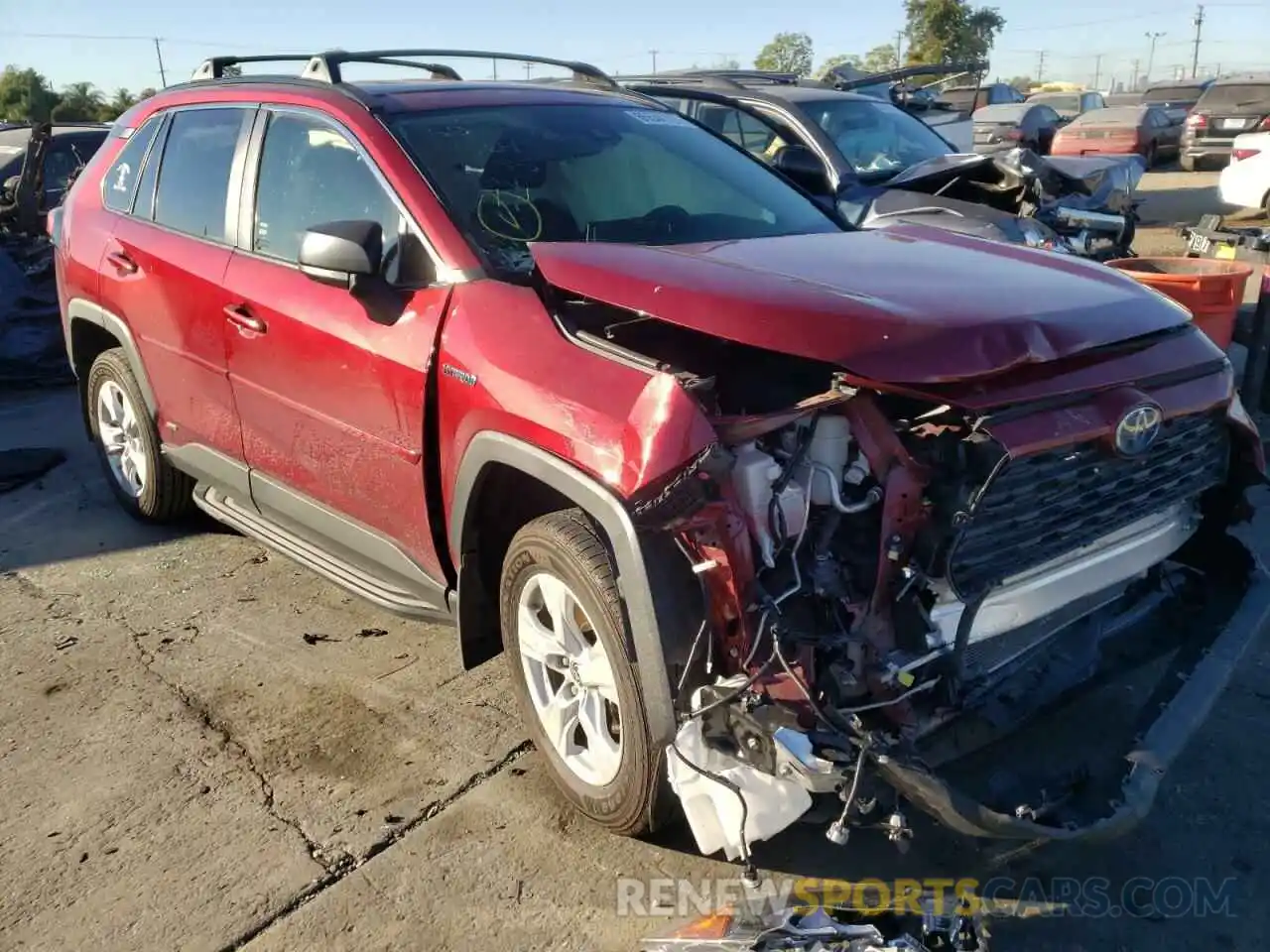 1 Photograph of a damaged car JTMLWRFV6KD027024 TOYOTA RAV4 2019