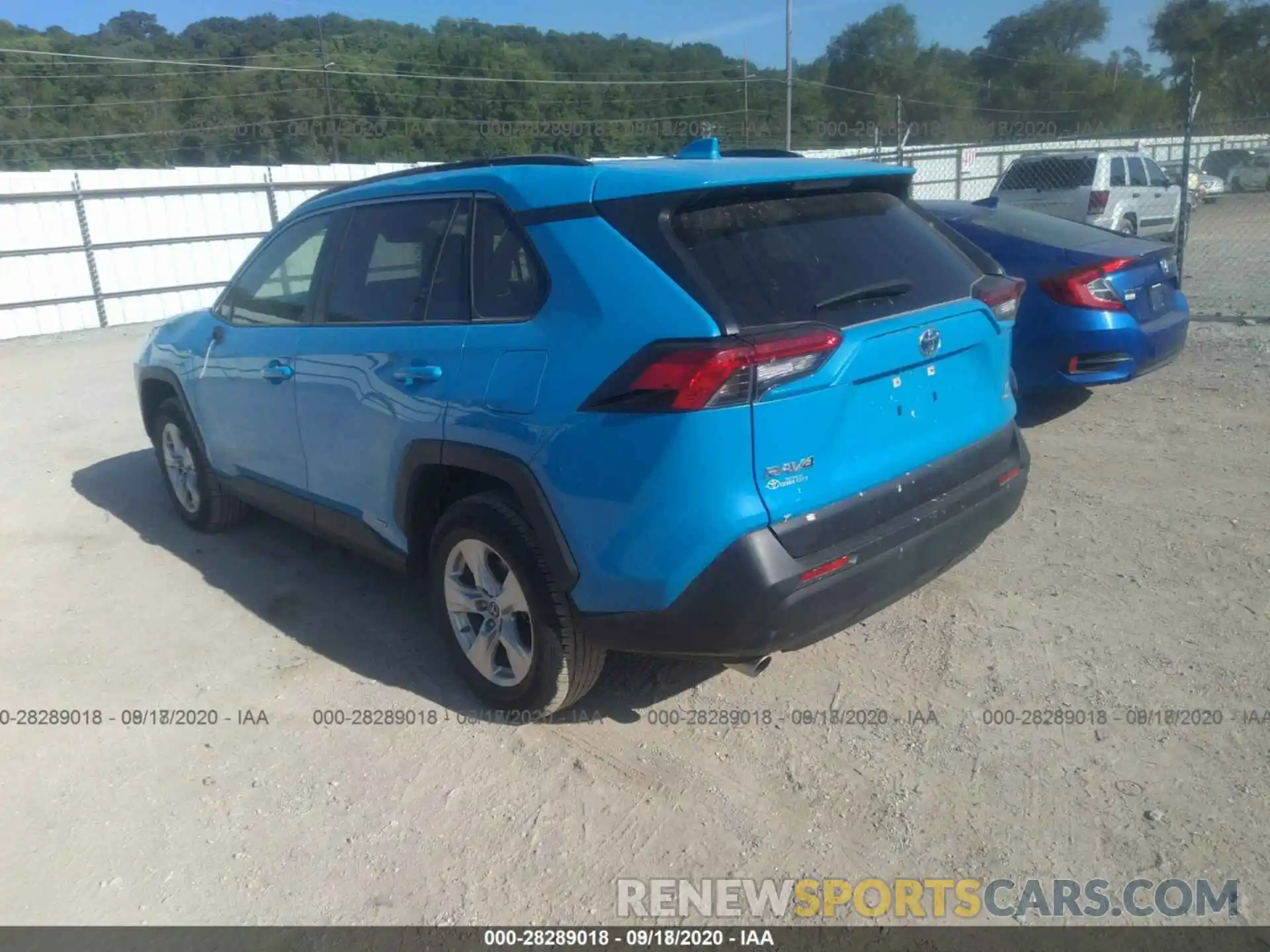 14 Photograph of a damaged car JTMLWRFV7KD023077 TOYOTA RAV4 2019