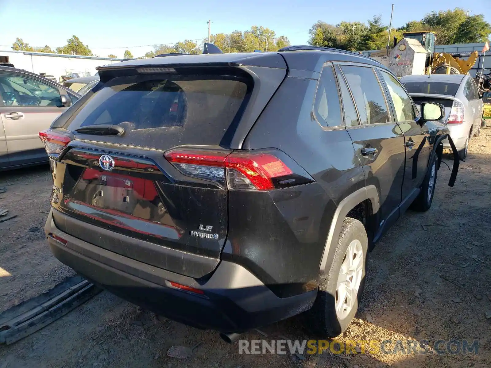 4 Photograph of a damaged car JTMLWRFV8KD035111 TOYOTA RAV4 2019