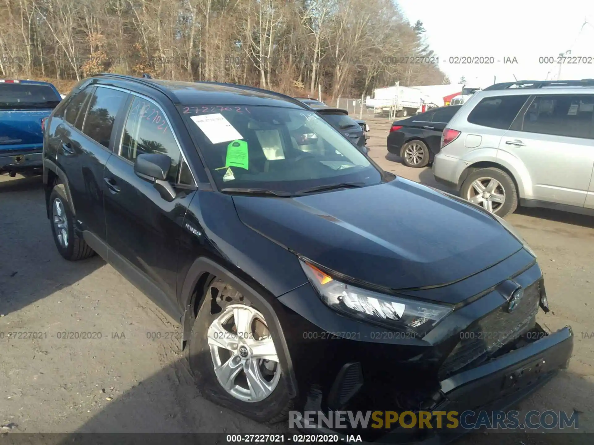 1 Photograph of a damaged car JTMLWRFV9KD025848 TOYOTA RAV4 2019