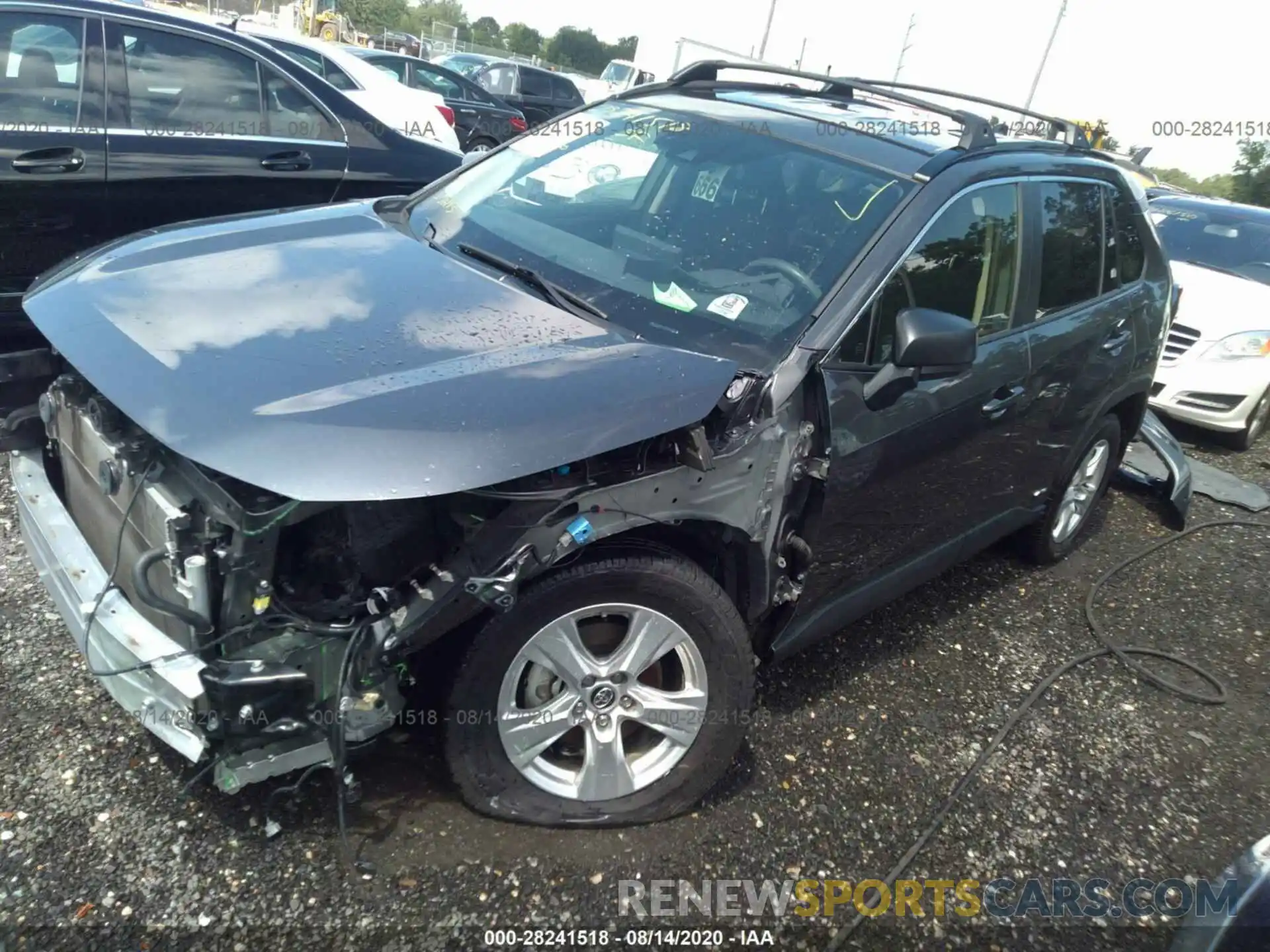 2 Фотография поврежденного автомобиля JTMLWRFVXKD004796 TOYOTA RAV4 2019