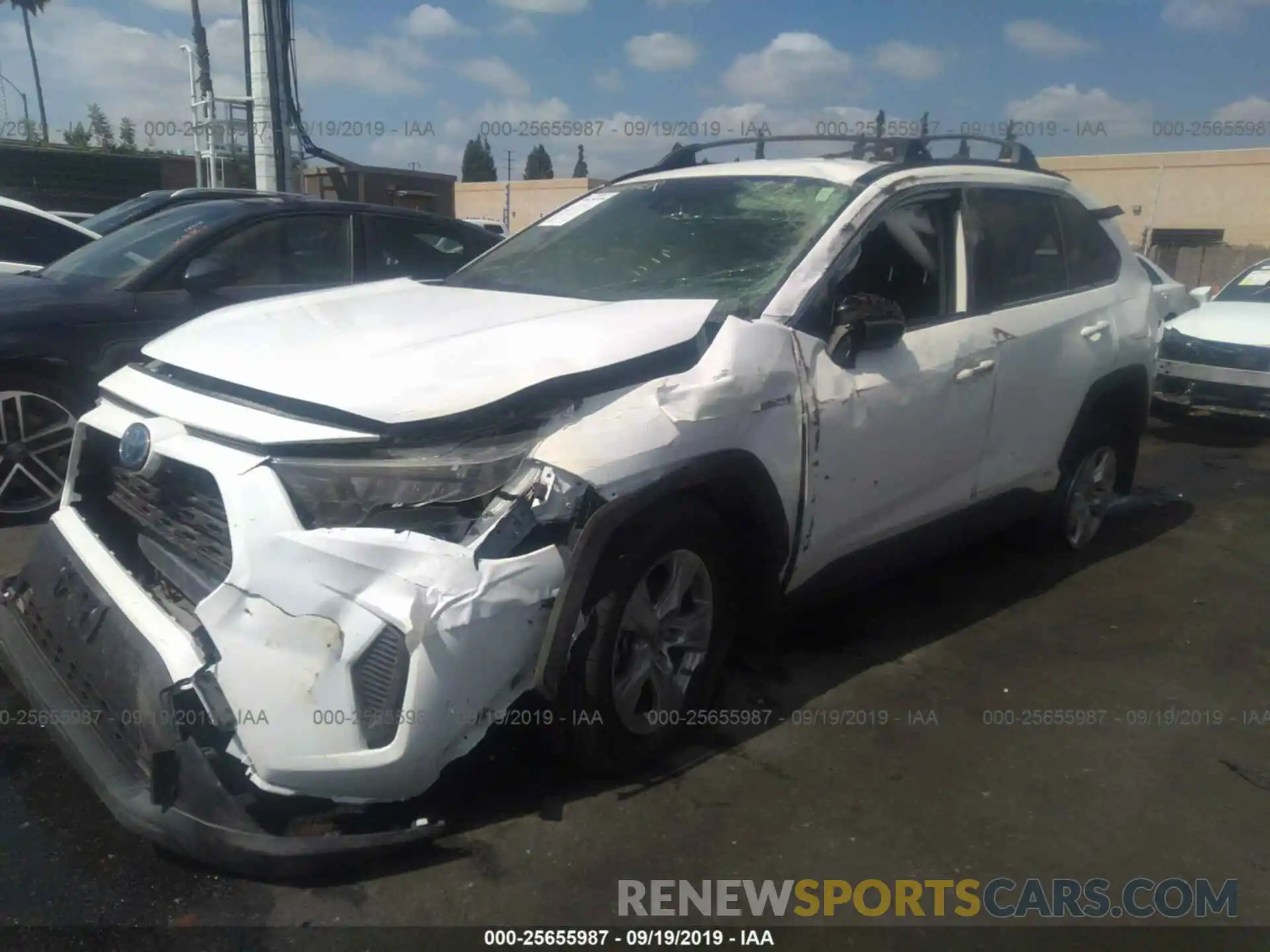 2 Фотография поврежденного автомобиля JTMLWRFVXKD009626 TOYOTA RAV4 2019