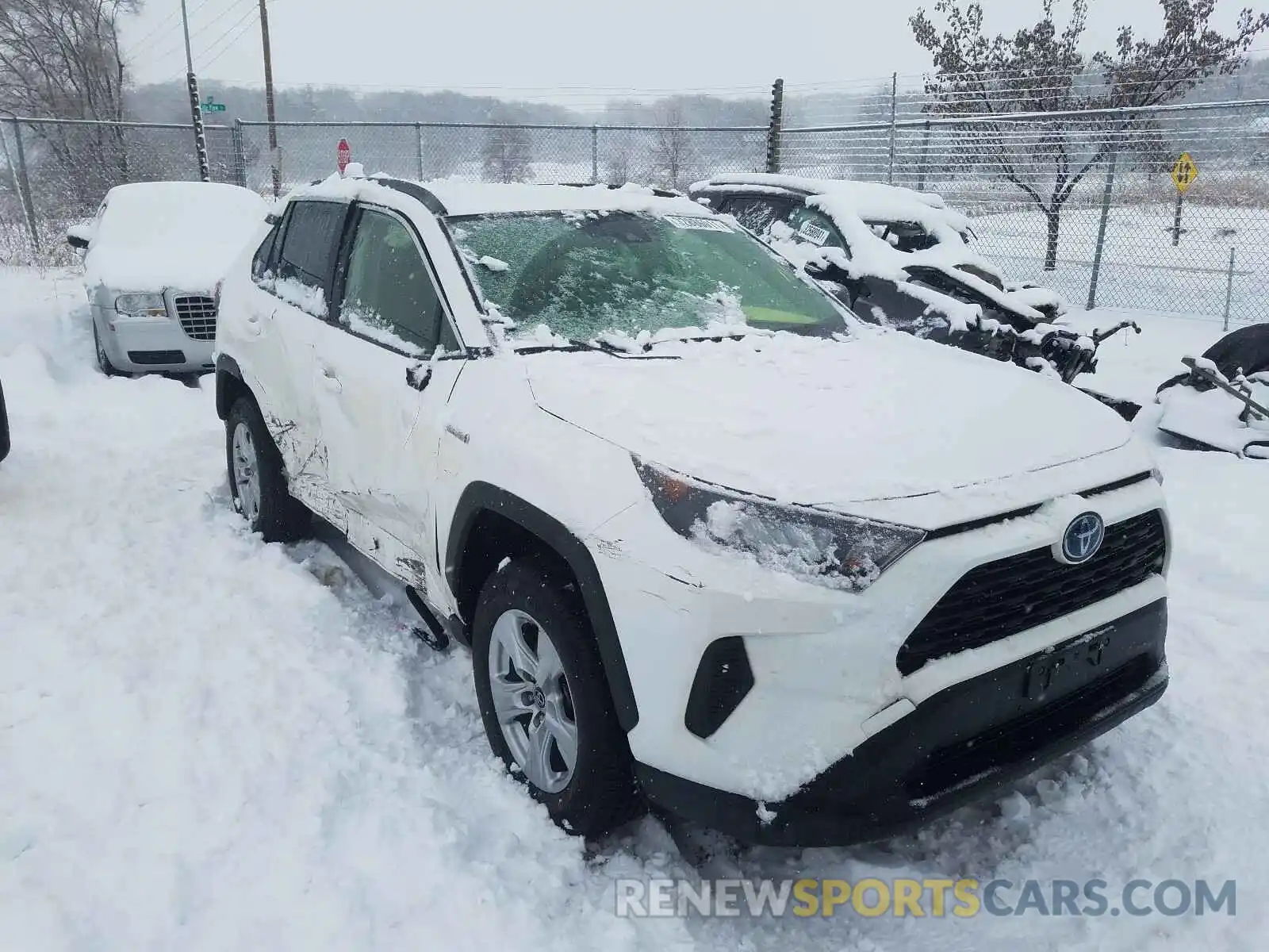 1 Photograph of a damaged car JTMLWRFVXKD500505 TOYOTA RAV4 2019