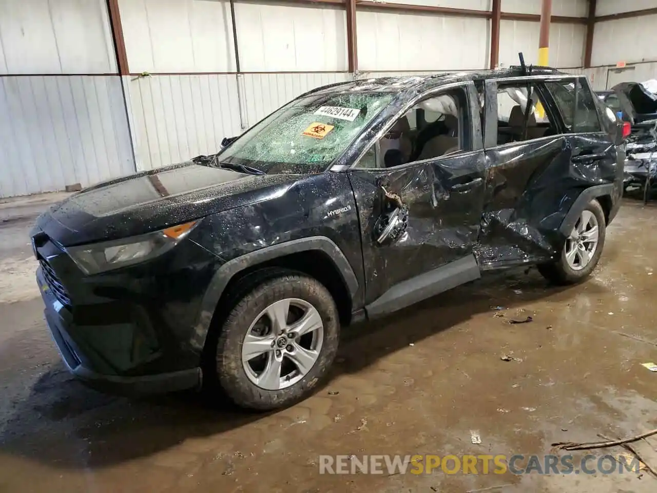 1 Photograph of a damaged car JTMMWRFV0KD003824 TOYOTA RAV4 2019