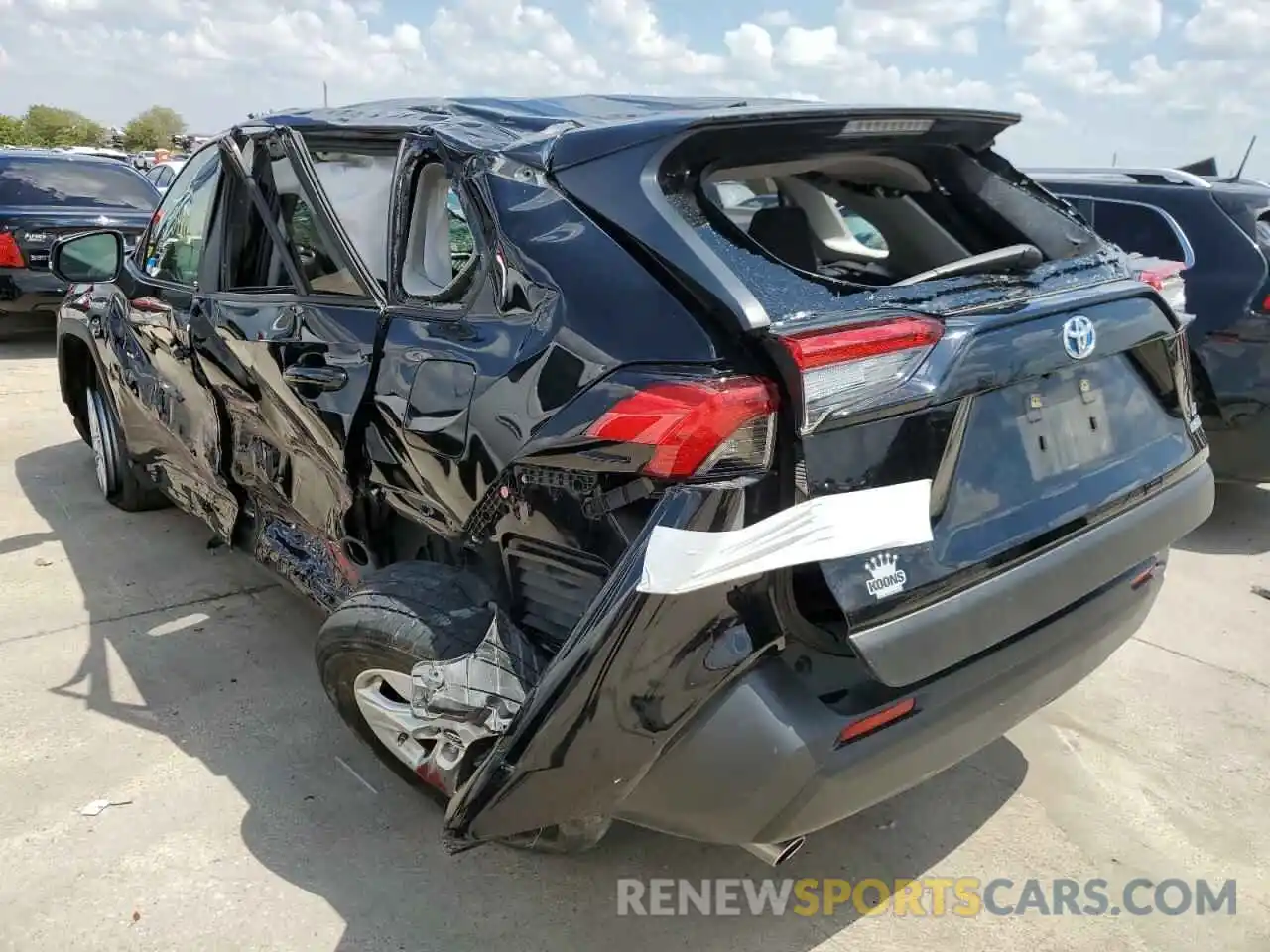 3 Photograph of a damaged car JTMMWRFV0KD015746 TOYOTA RAV4 2019