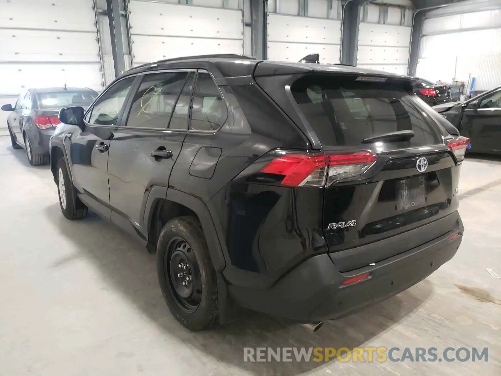 3 Photograph of a damaged car JTMMWRFV0KD036662 TOYOTA RAV4 2019