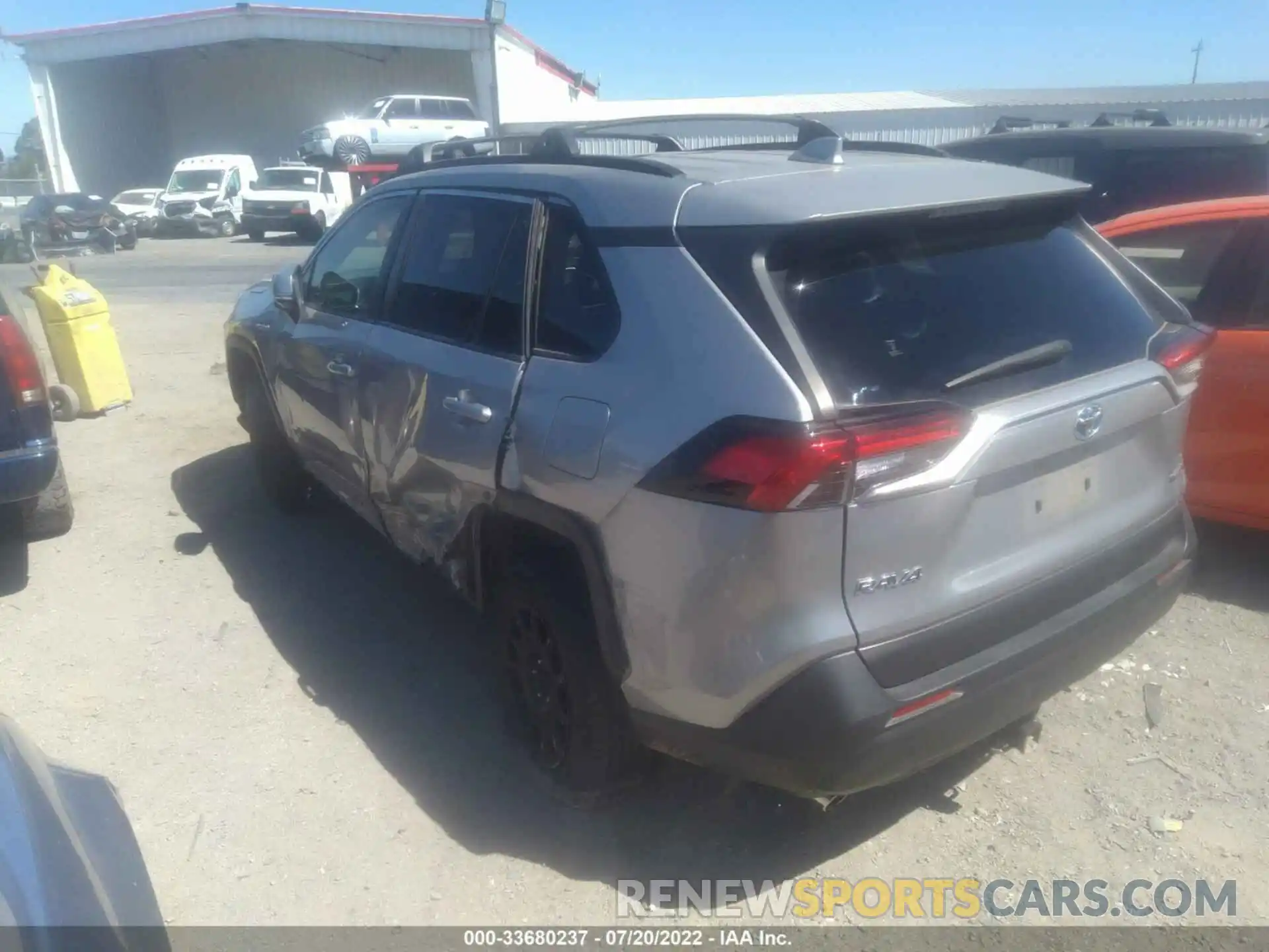 3 Фотография поврежденного автомобиля JTMMWRFV0KD042297 TOYOTA RAV4 2019