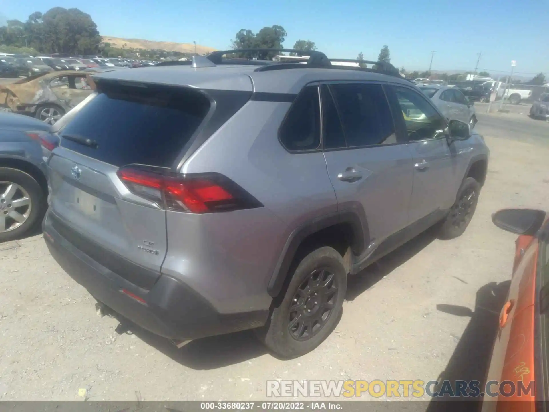 4 Photograph of a damaged car JTMMWRFV0KD042297 TOYOTA RAV4 2019