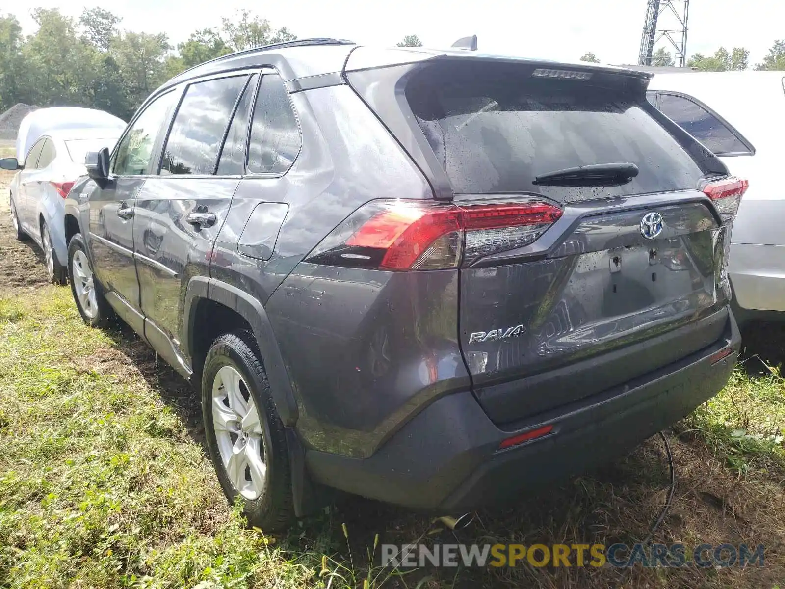 3 Photograph of a damaged car JTMMWRFV1KD022933 TOYOTA RAV4 2019