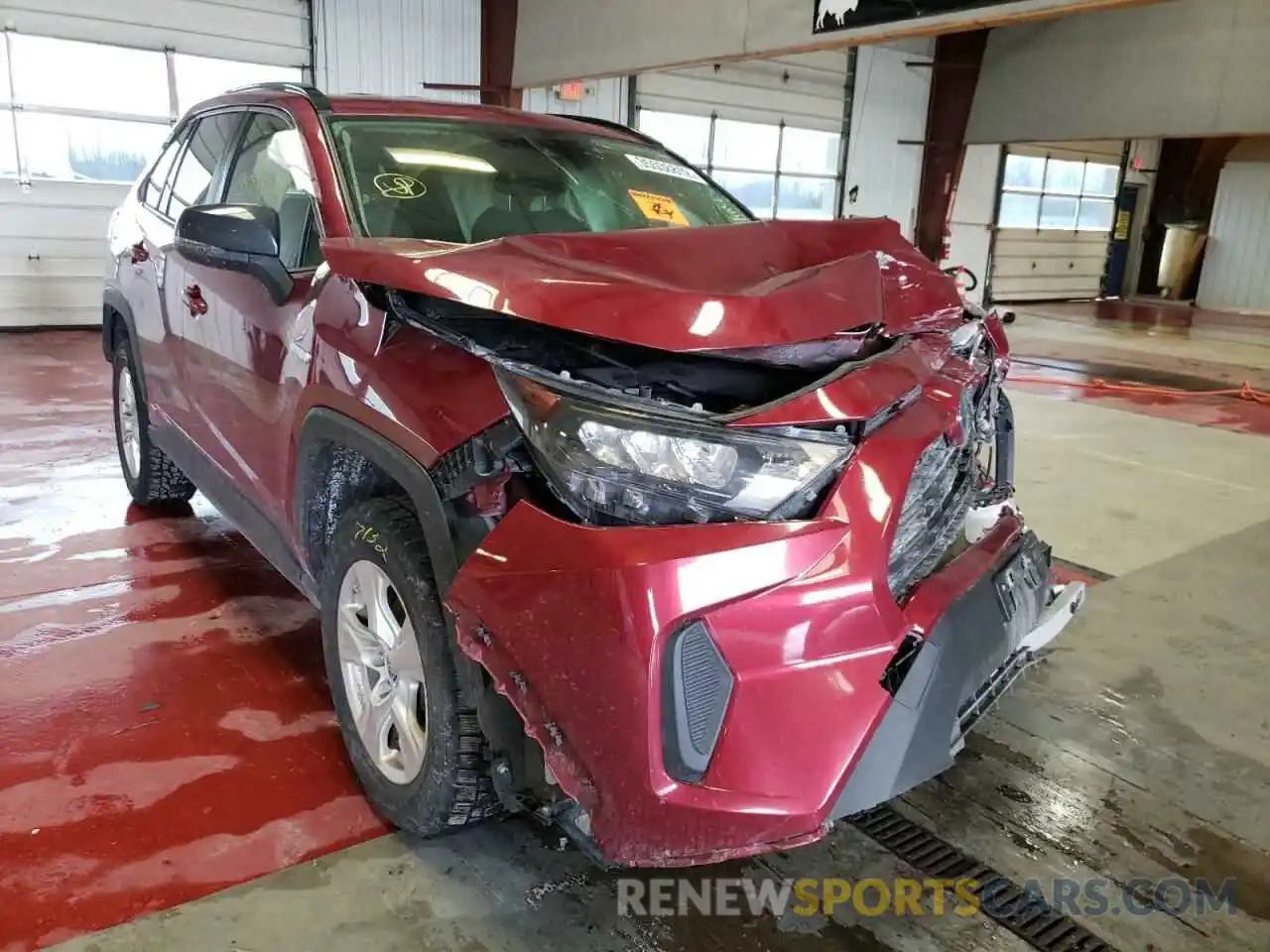 1 Photograph of a damaged car JTMMWRFV1KD519822 TOYOTA RAV4 2019