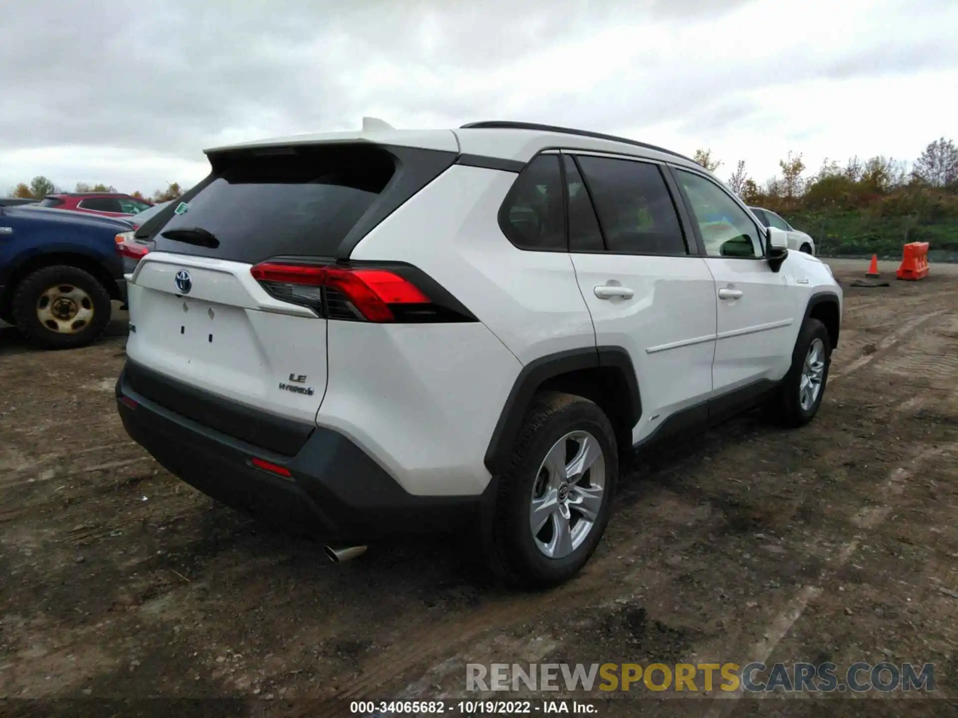 4 Фотография поврежденного автомобиля JTMMWRFV1KJ005129 TOYOTA RAV4 2019