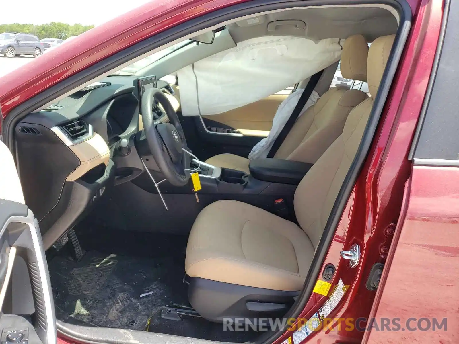 5 Photograph of a damaged car JTMMWRFV2KD007809 TOYOTA RAV4 2019