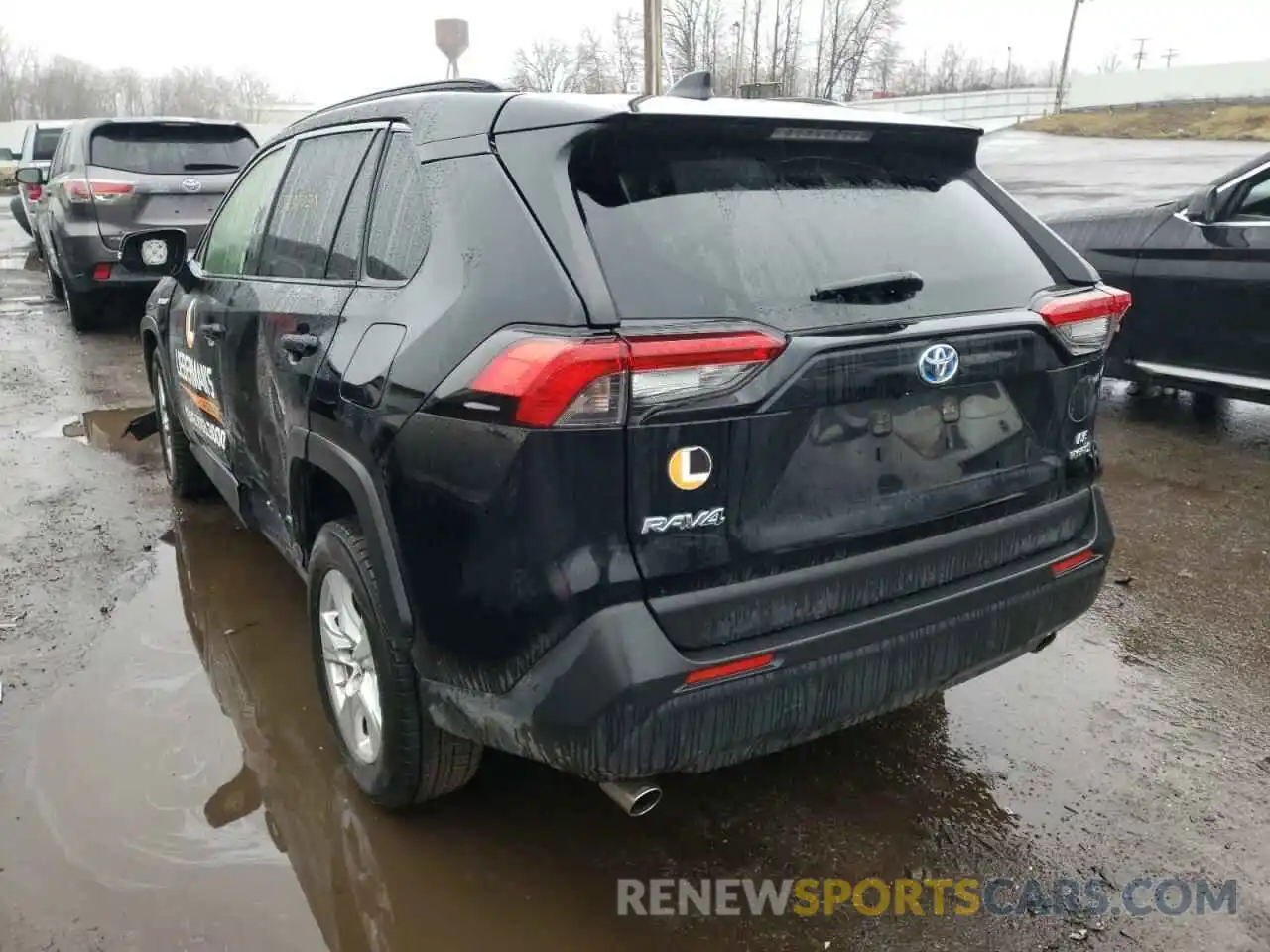 3 Photograph of a damaged car JTMMWRFV2KD008099 TOYOTA RAV4 2019