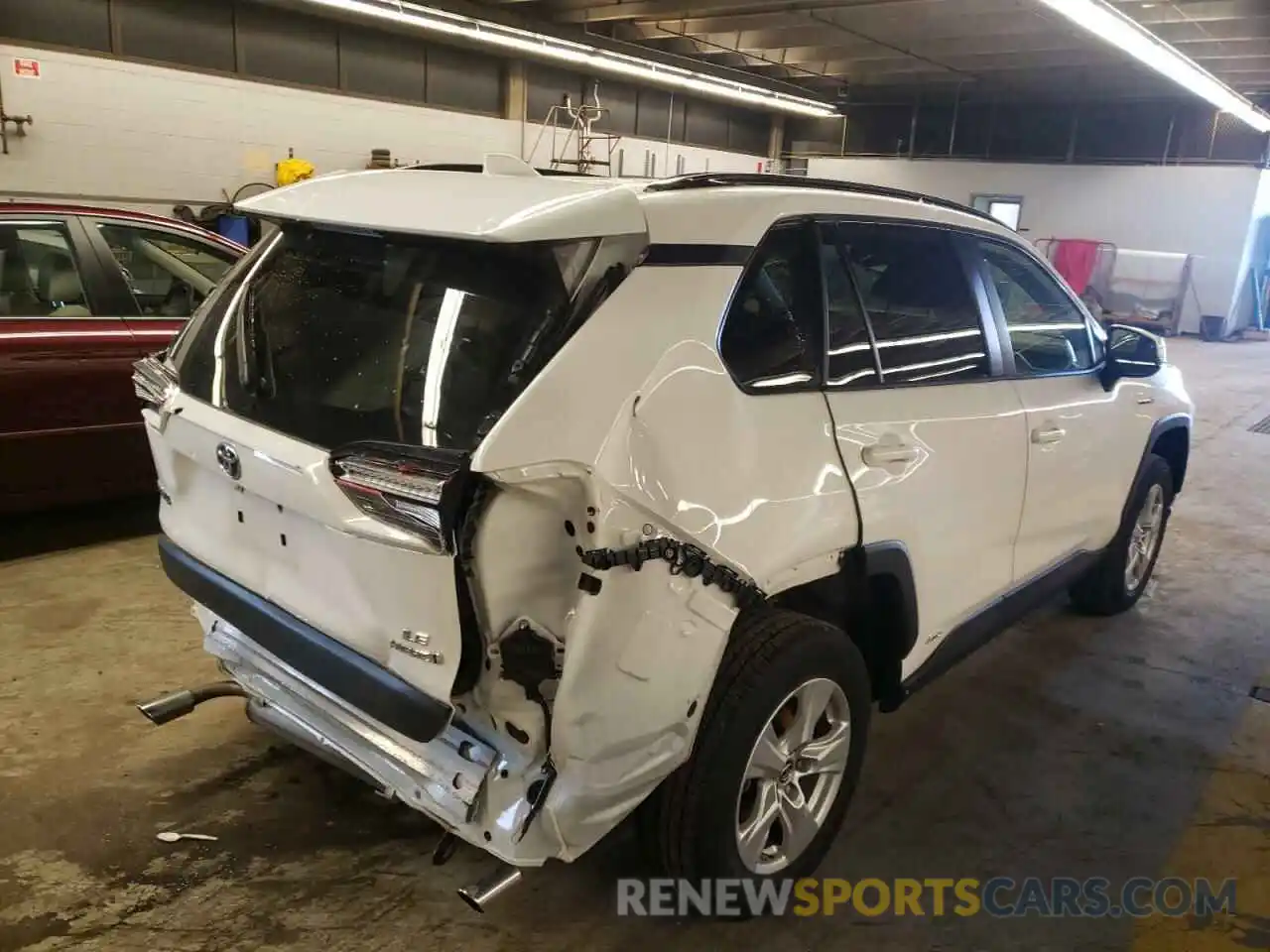 4 Photograph of a damaged car JTMMWRFV2KD011245 TOYOTA RAV4 2019