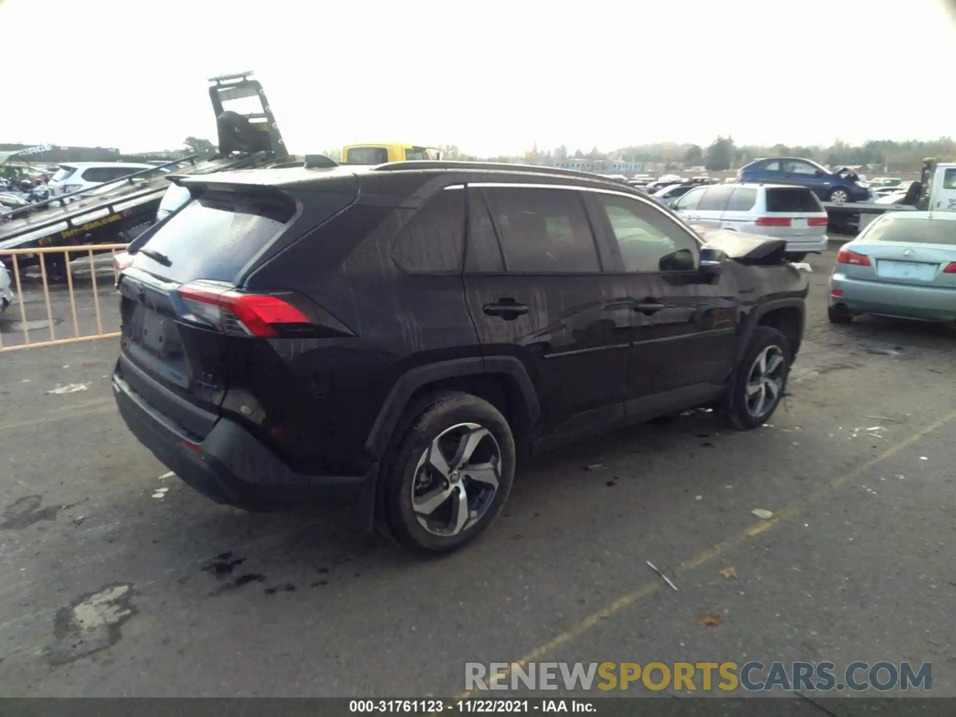 4 Photograph of a damaged car JTMMWRFV2KD013027 TOYOTA RAV4 2019