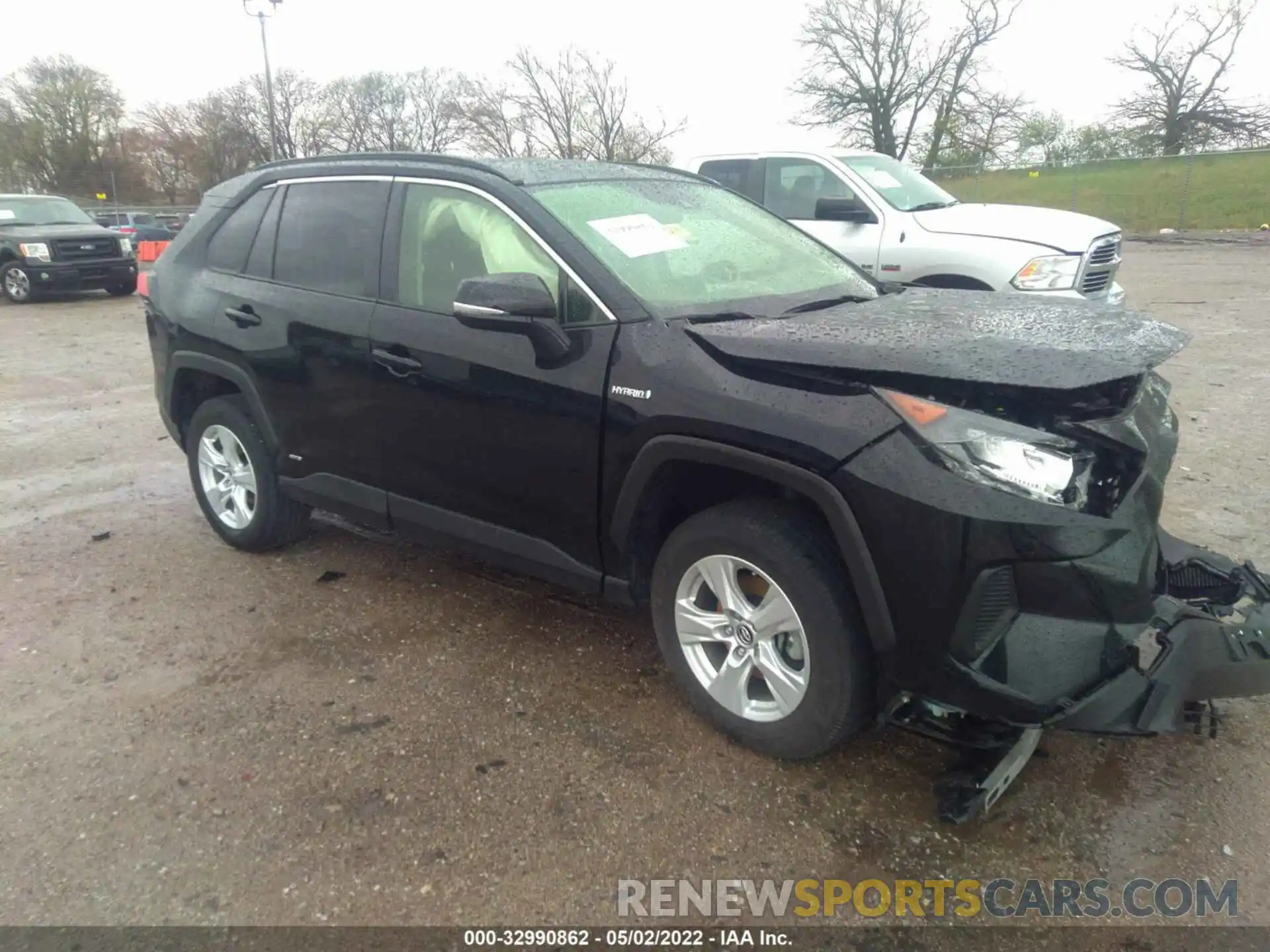 1 Photograph of a damaged car JTMMWRFV2KD013691 TOYOTA RAV4 2019