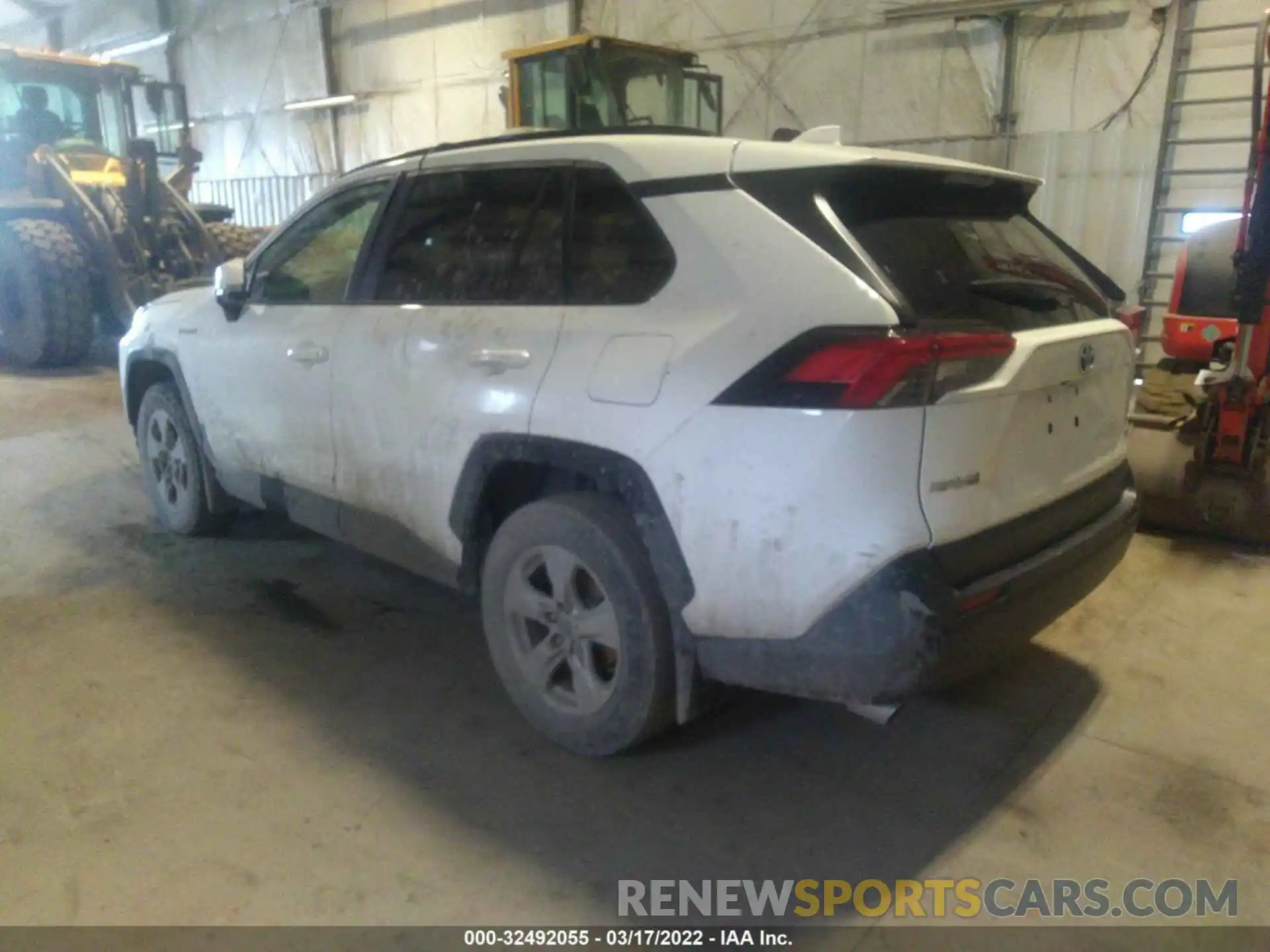 3 Фотография поврежденного автомобиля JTMMWRFV3KD022349 TOYOTA RAV4 2019