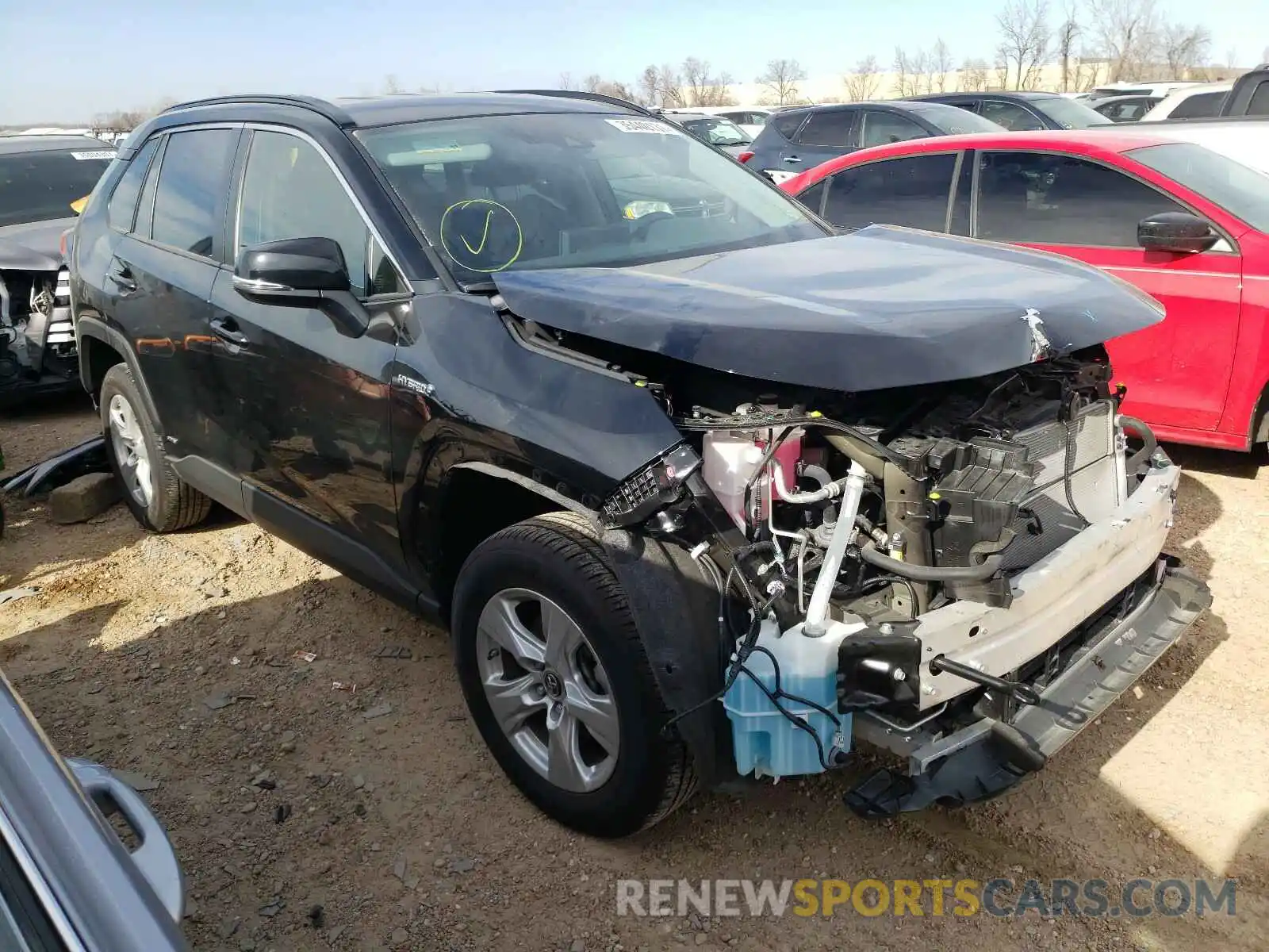 1 Photograph of a damaged car JTMMWRFV3KD023775 TOYOTA RAV4 2019