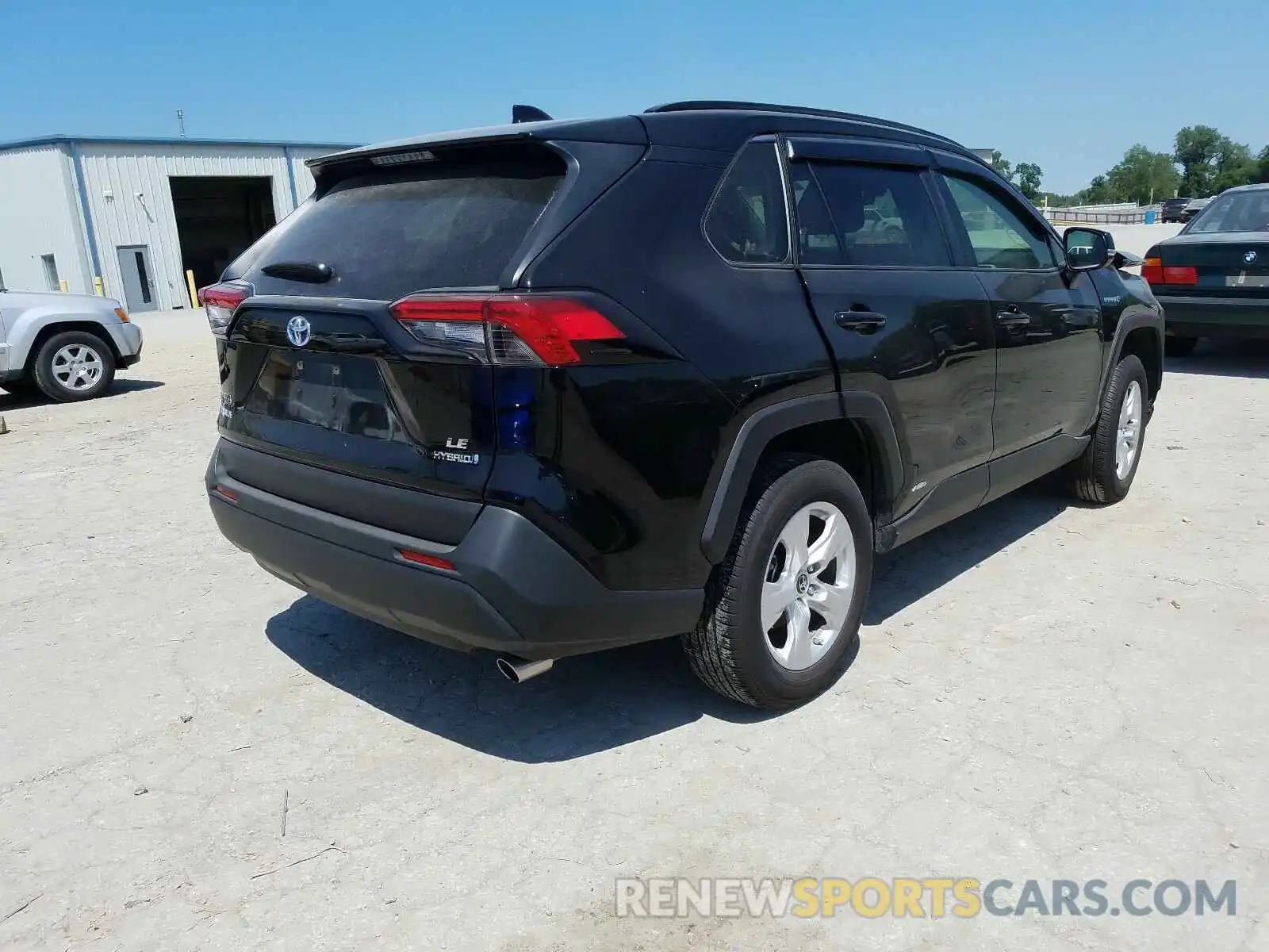 4 Photograph of a damaged car JTMMWRFV3KD027342 TOYOTA RAV4 2019