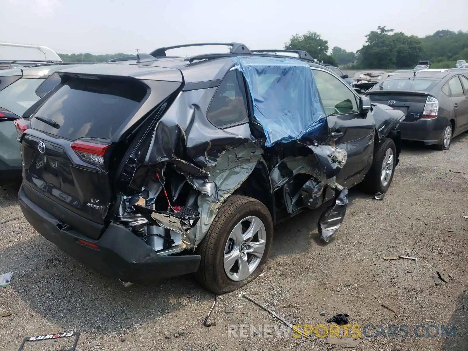 4 Photograph of a damaged car JTMMWRFV3KD514041 TOYOTA RAV4 2019