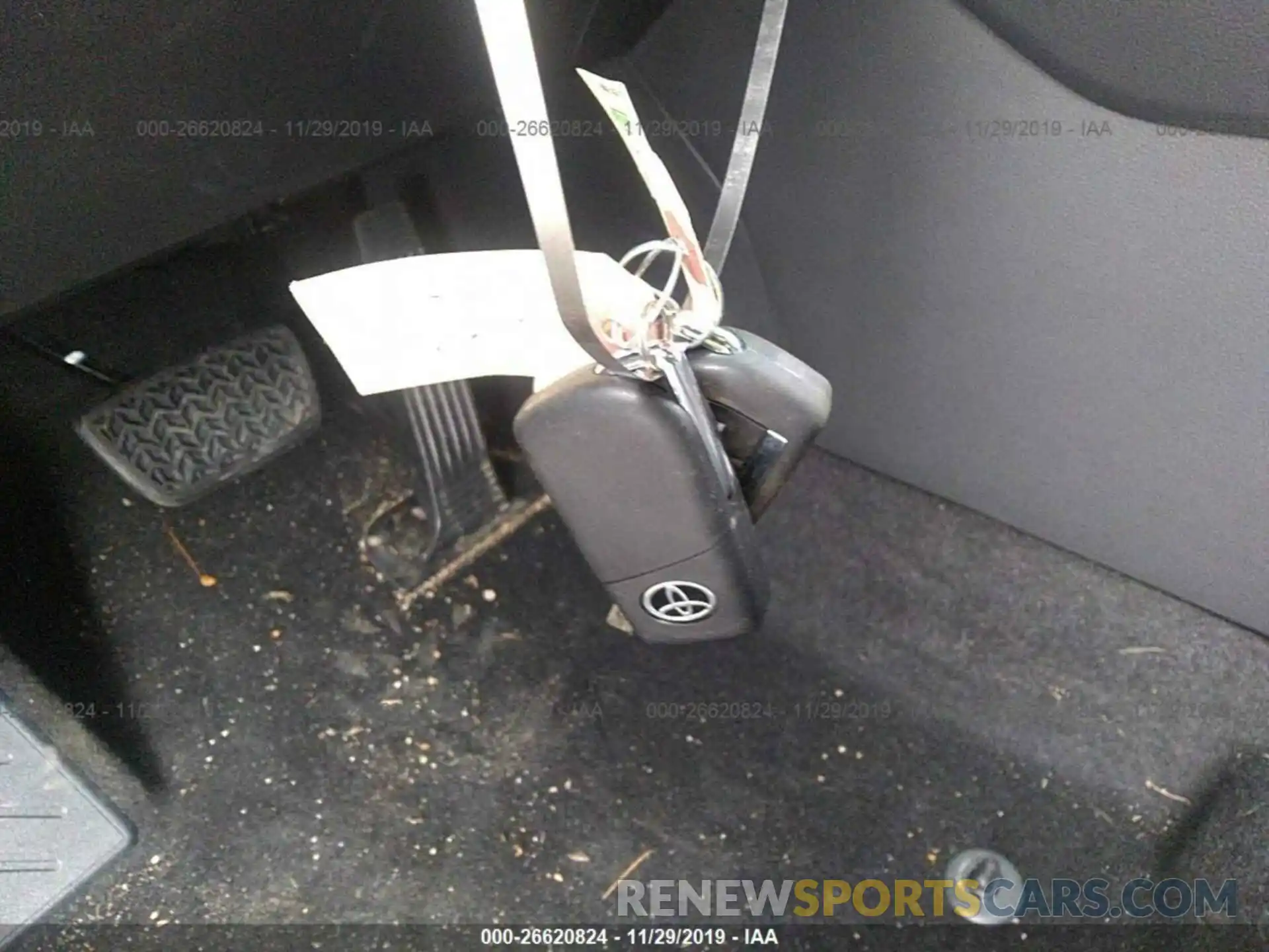 11 Photograph of a damaged car JTMMWRFV3KD519434 TOYOTA RAV4 2019