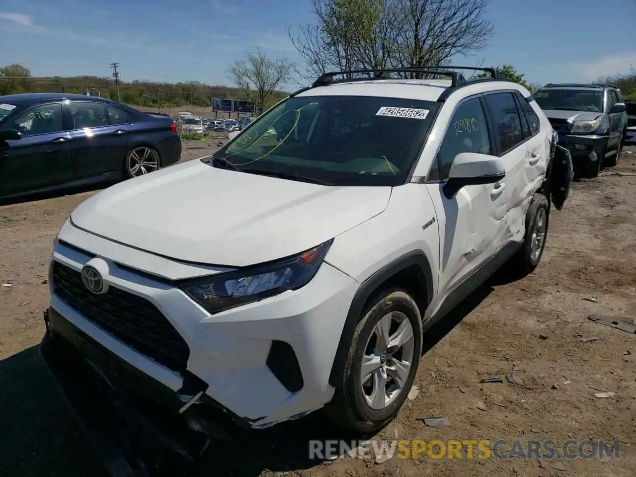 2 Фотография поврежденного автомобиля JTMMWRFV4KD014759 TOYOTA RAV4 2019